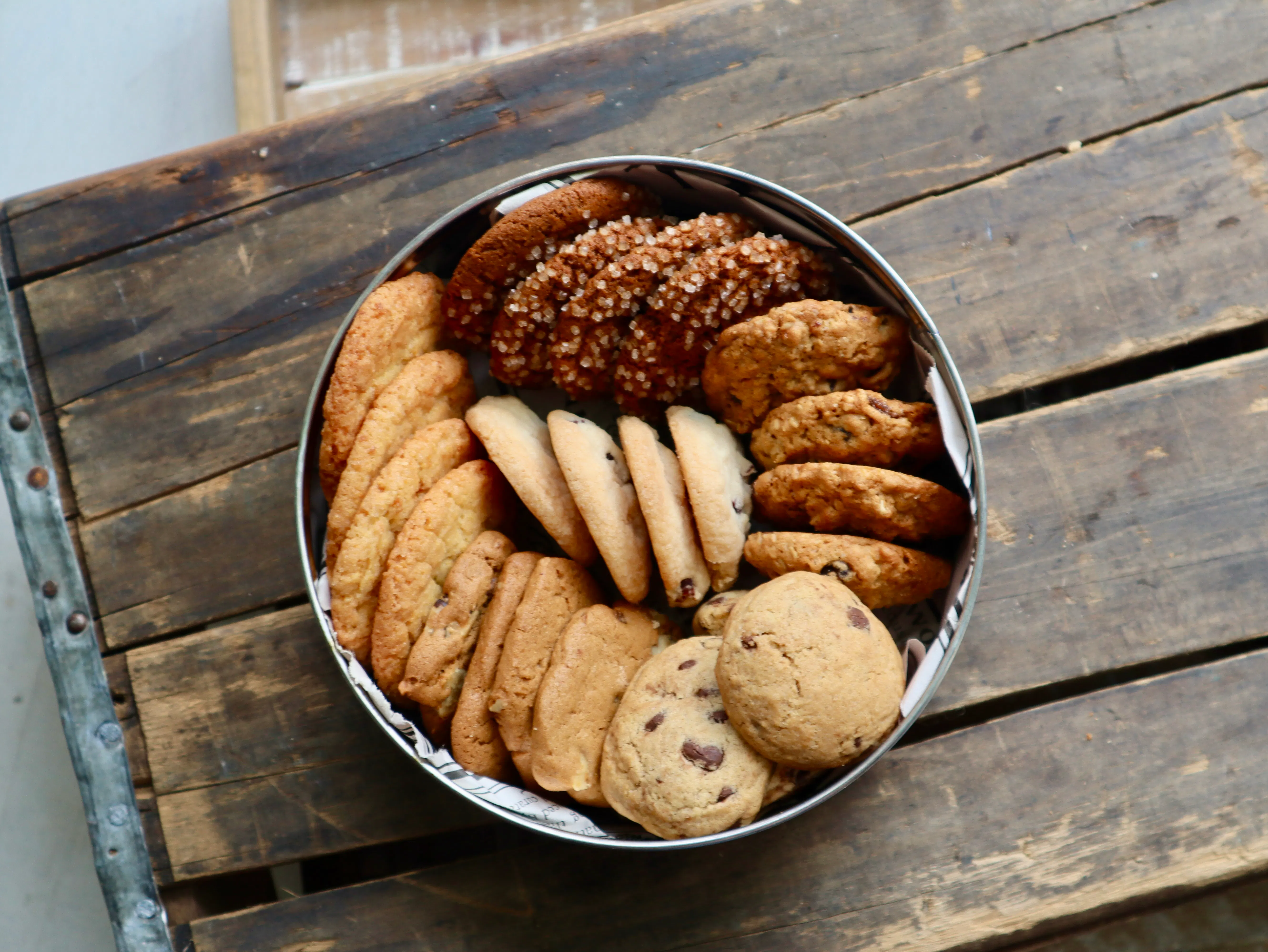 Big Bluegrass Cookie Sampler Gift Tin by Holly Hill - Alternate image 4