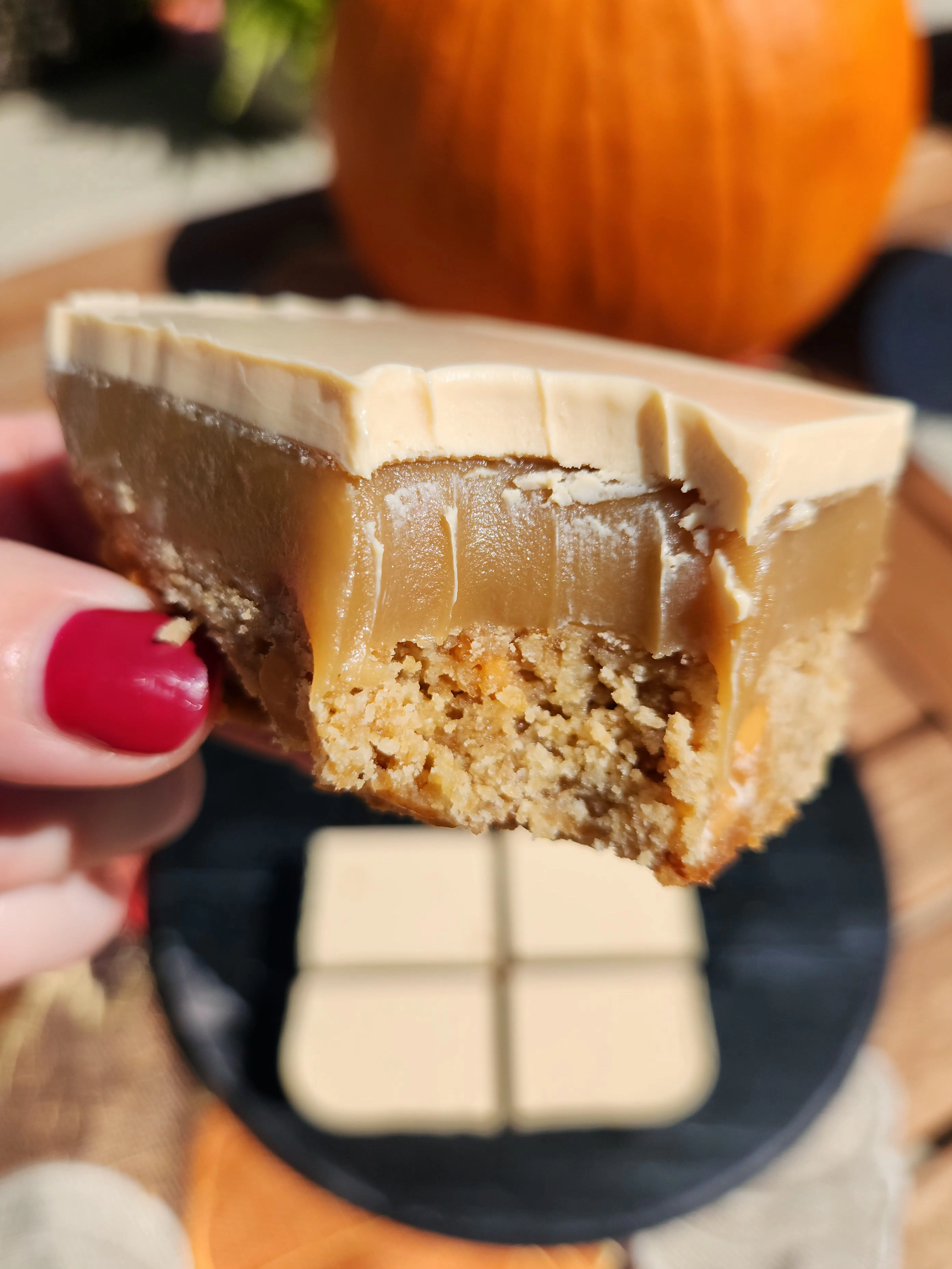 Butterscotch Millionaire's Shortbread Tray by Shortbread Society
