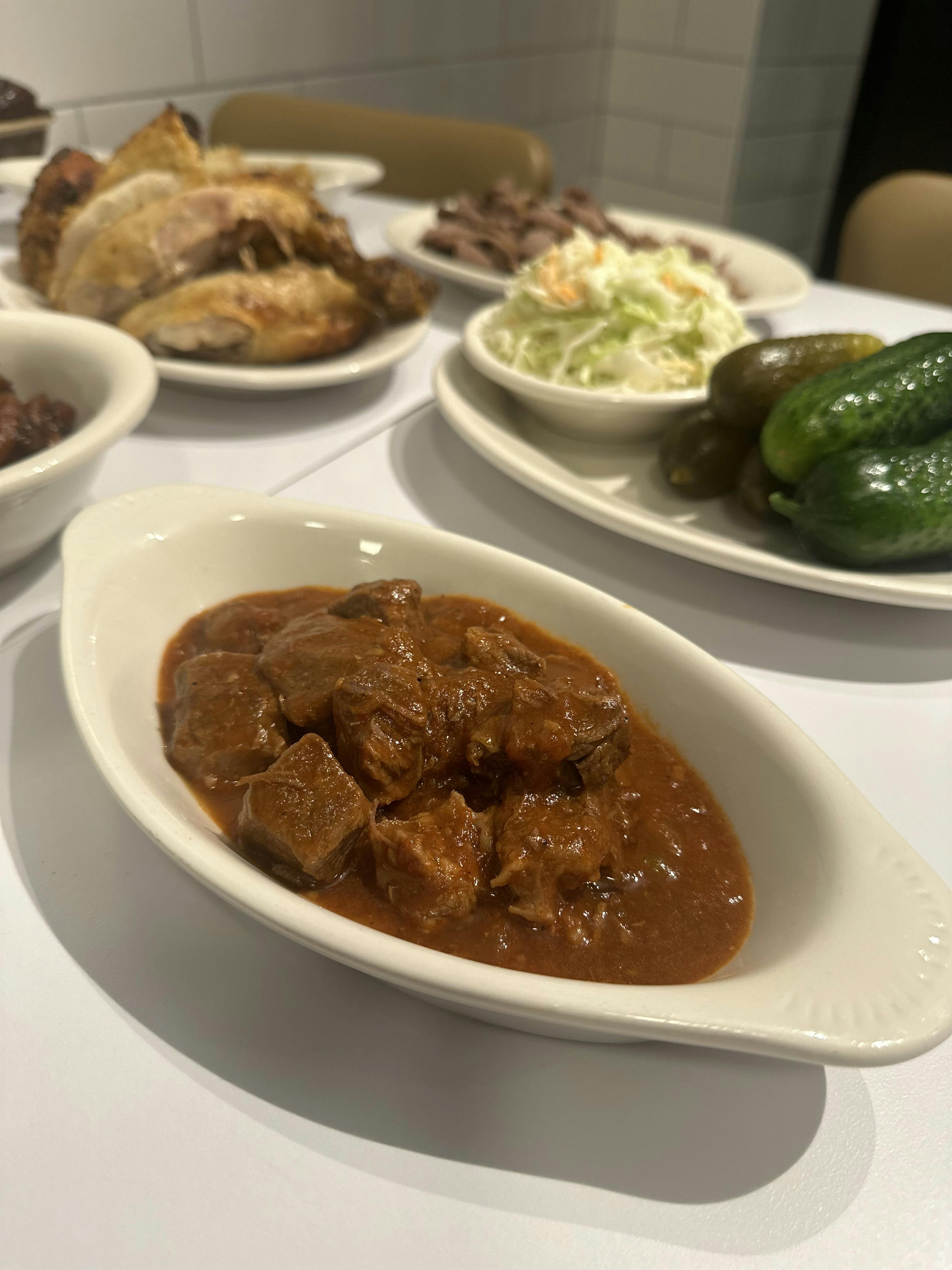 Rosh Hashanah High Holidays Dinner for 4-6 by Liebman's Kosher Deli - Alternate image 2