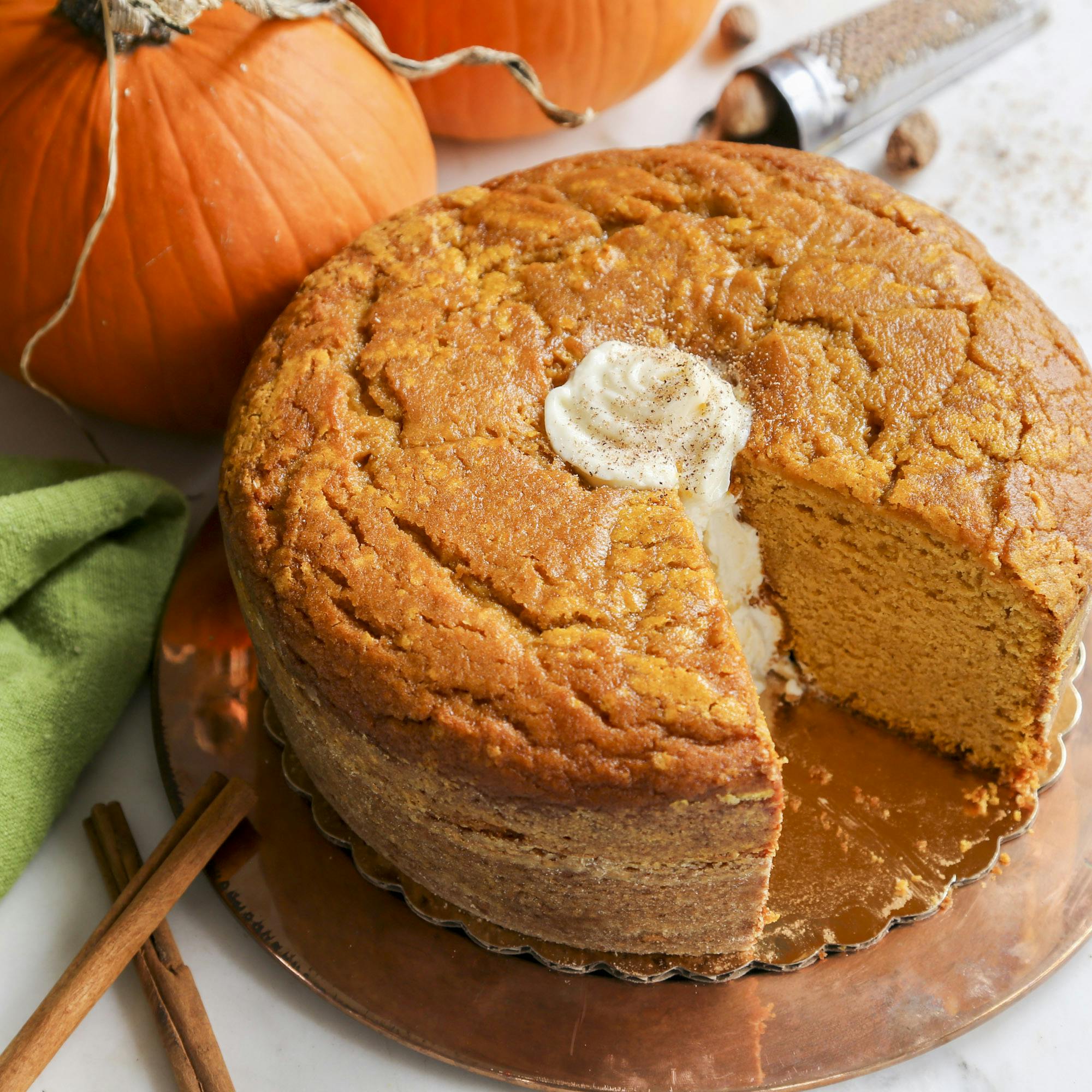 Pumpkin Pound Cake by Daisy Cakes