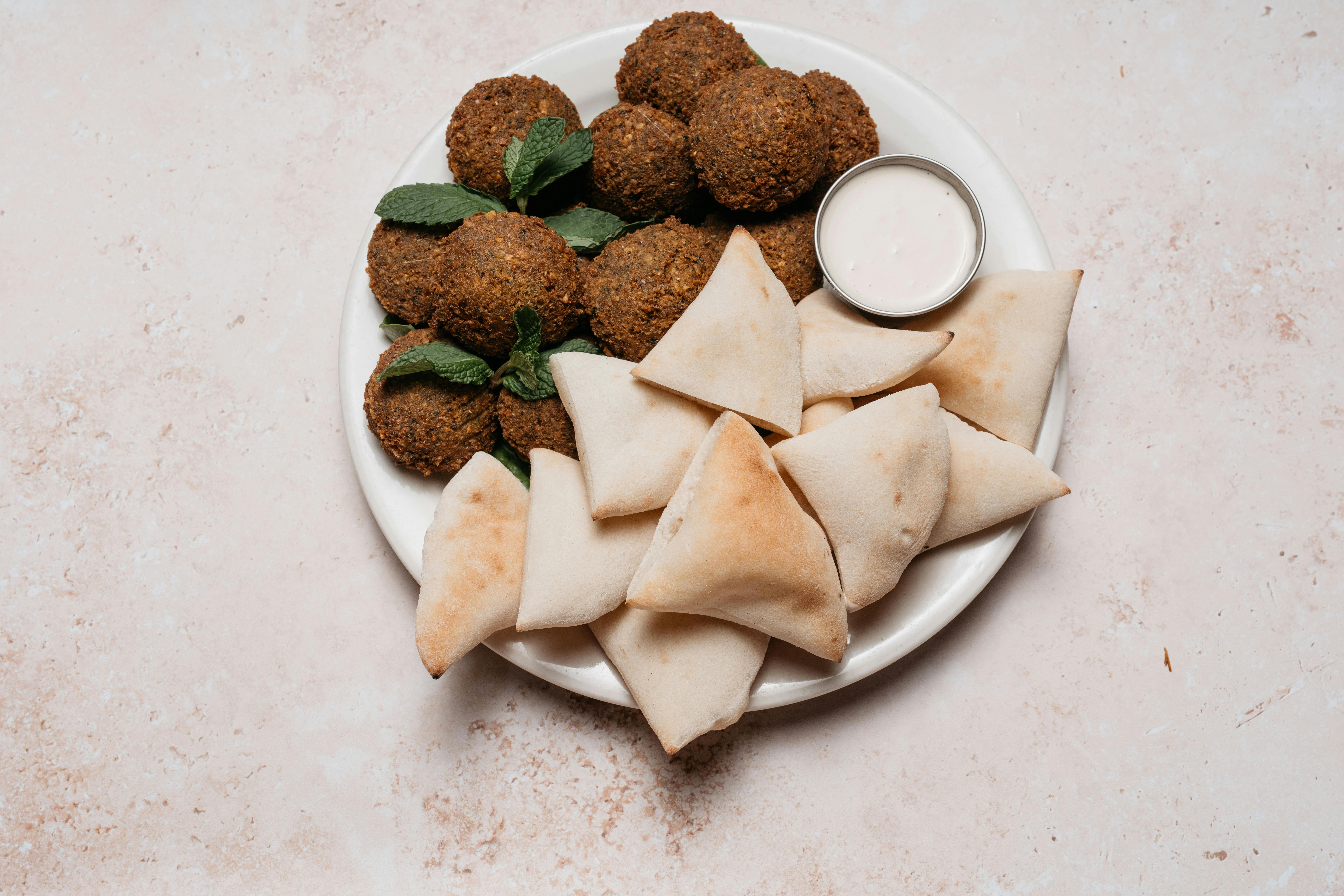 Mini Falafel Sandwich Kit for 4 (Vegan) by Tanoreen - Alternate image 5