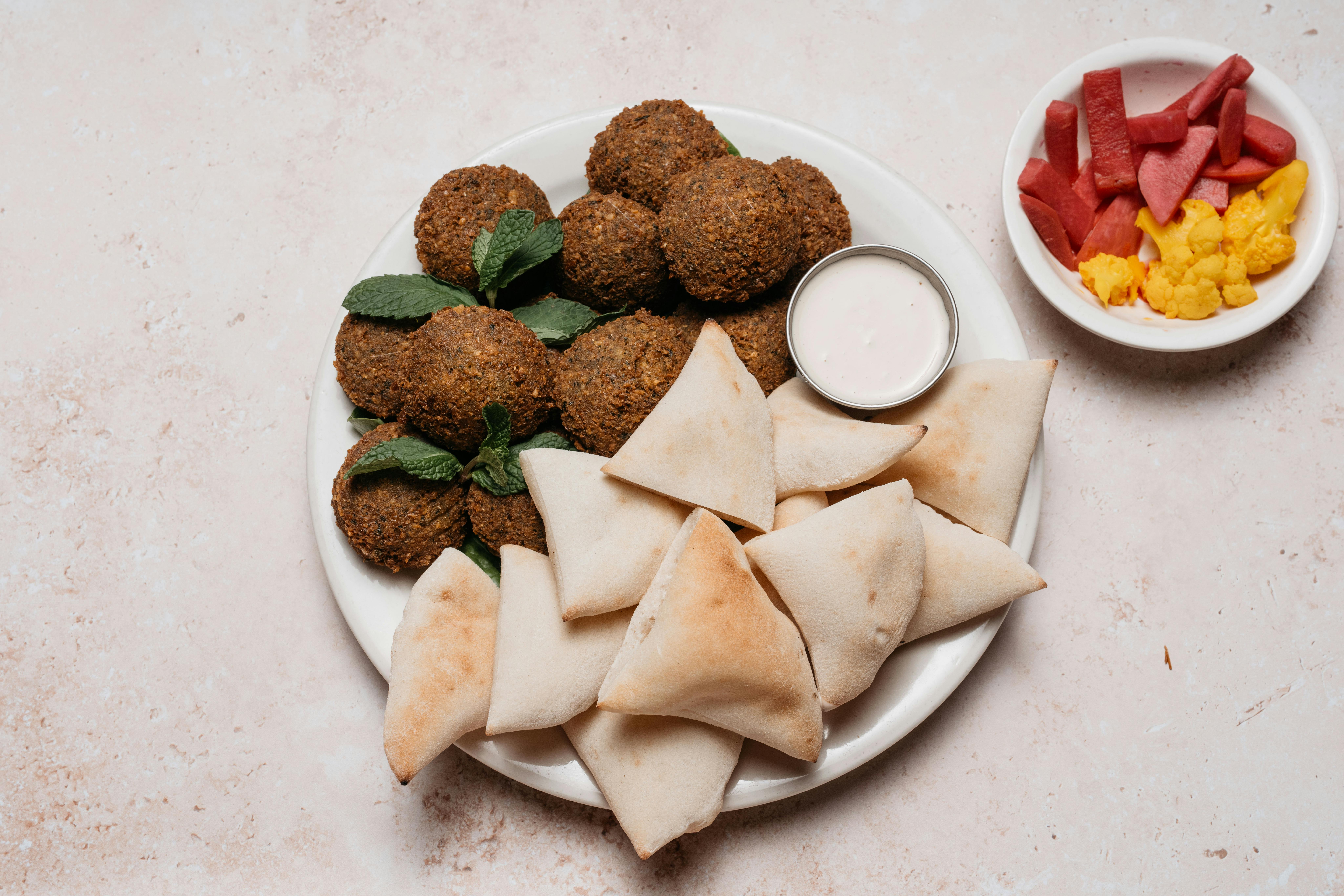 Mini Falafel Sandwich Kit for 4 (Vegan) by Tanoreen - Alternate image 3