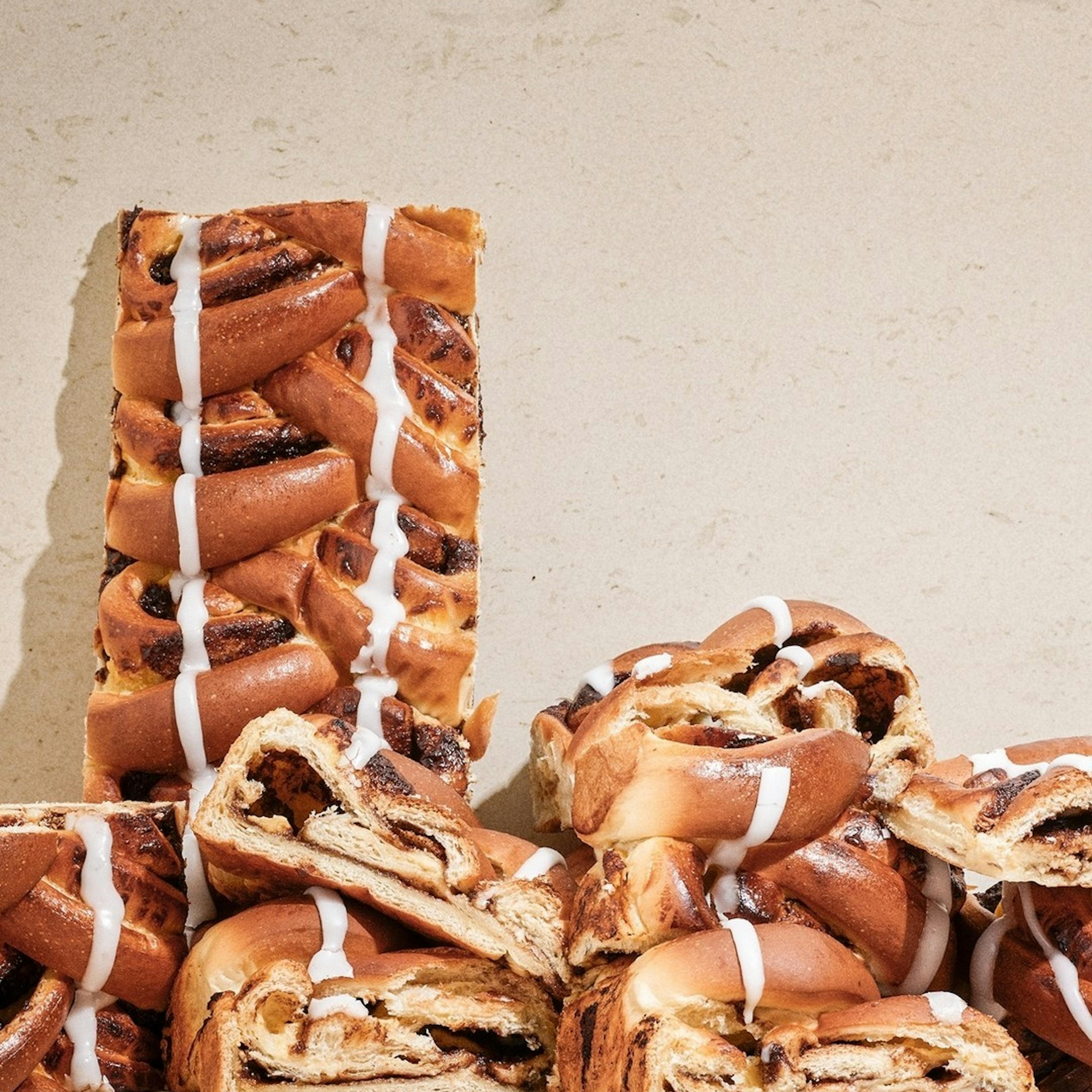Signature Cinnamon Social Danish Pastry by Ole & Steen Bakery - Alternate image 3