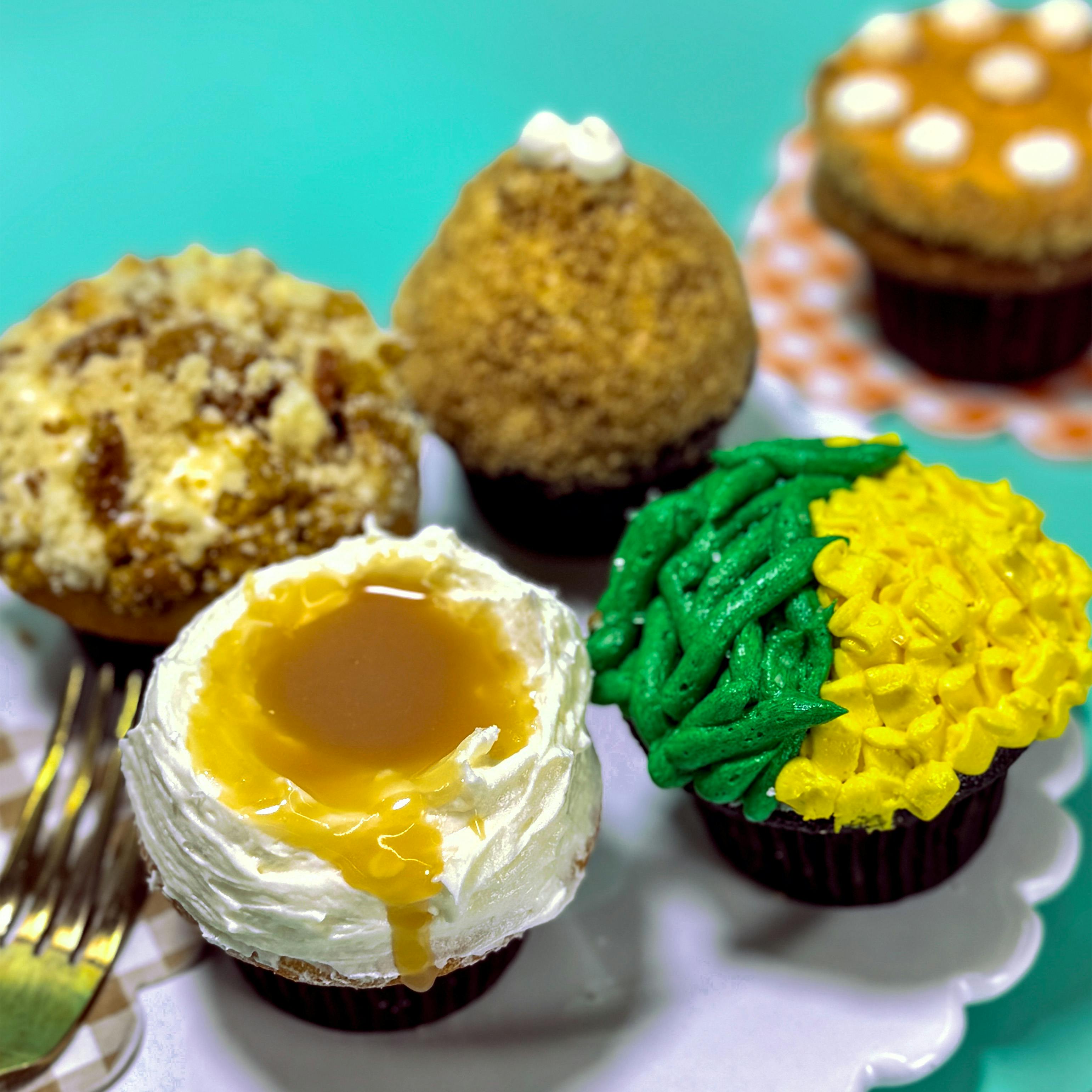 Thanksgiving Cupcake Sampler - 12 Pack by Trophy Cupcakes - Alternate image 5