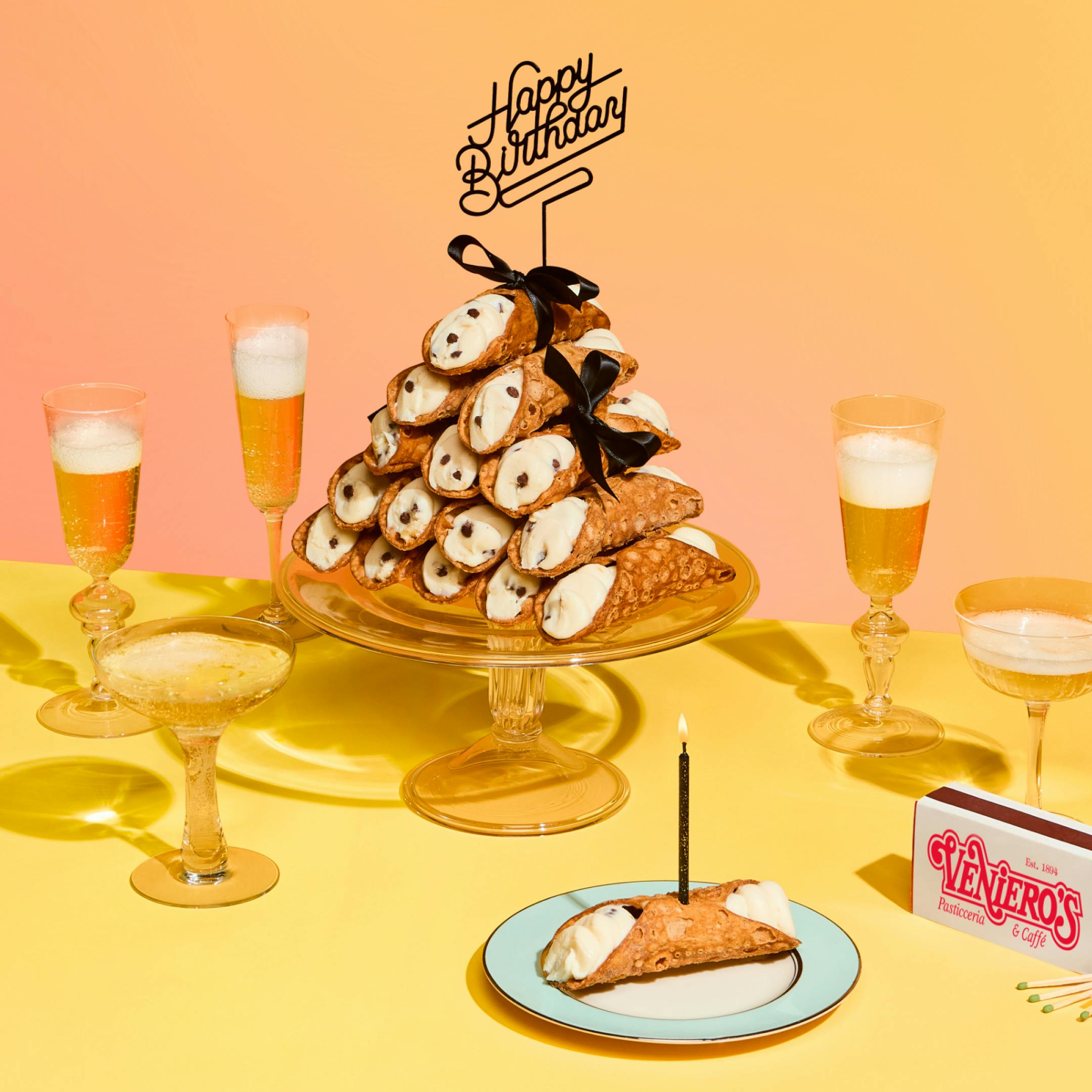 Classic Cannoli Kit - 12 Pack by Veniero's - Alternate image 1