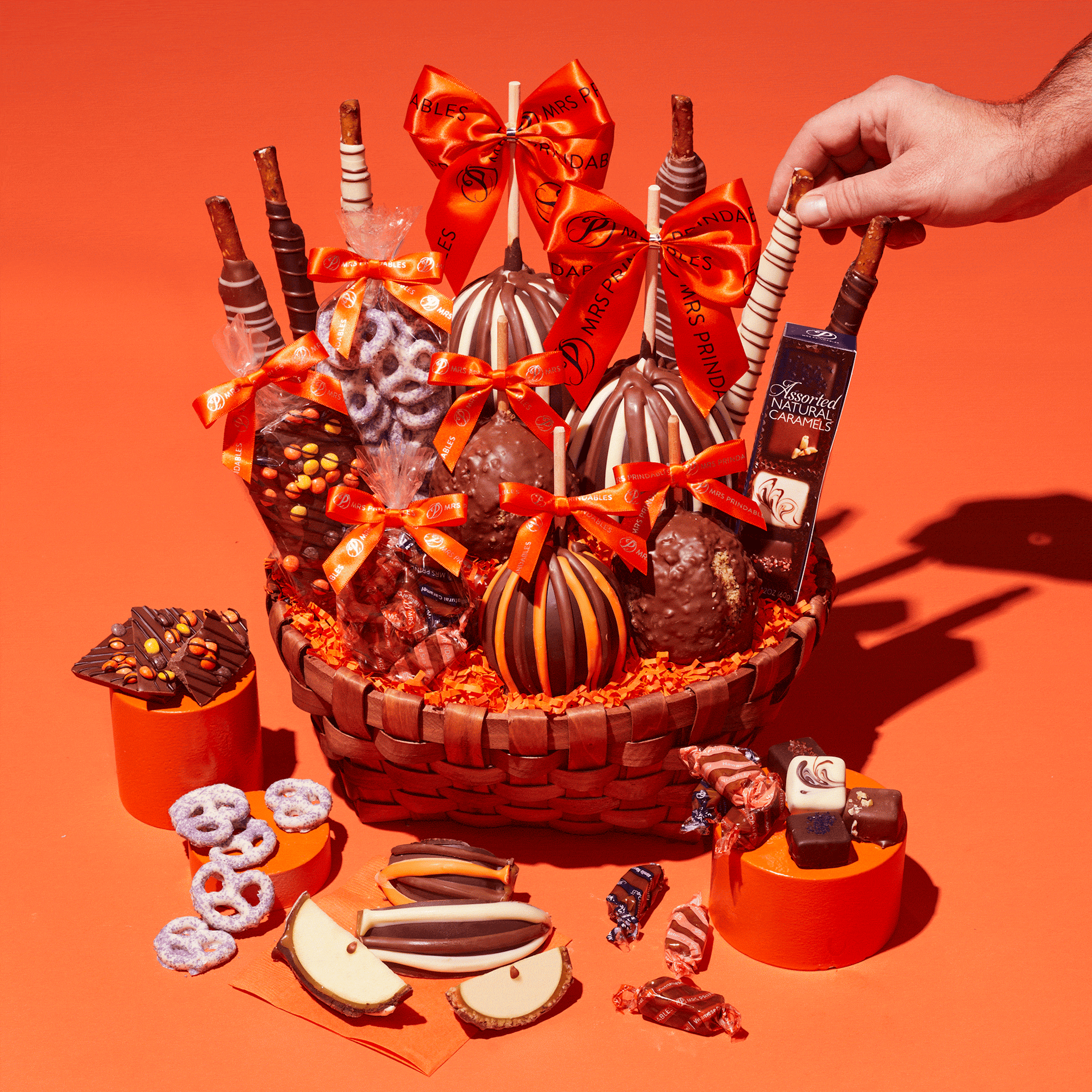 Fall Caramel Apple & Confections Premium Gift Basket by Mrs. Prindables Gourmet Caramel Apples