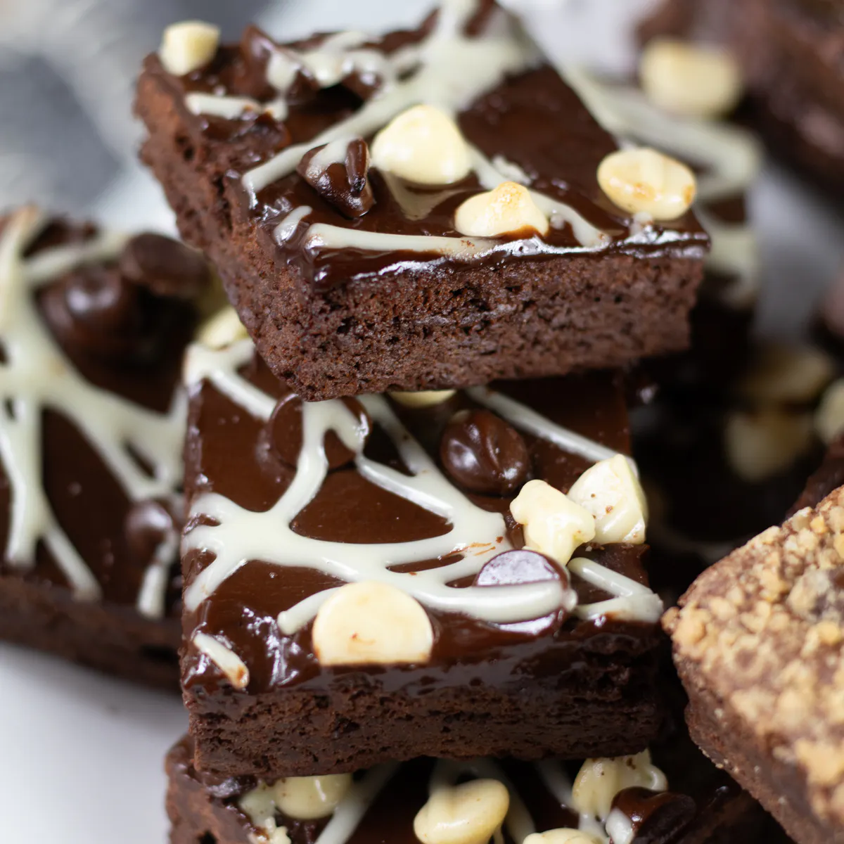 Brownie Bucket by Stew Leonard's - Alternate image 1