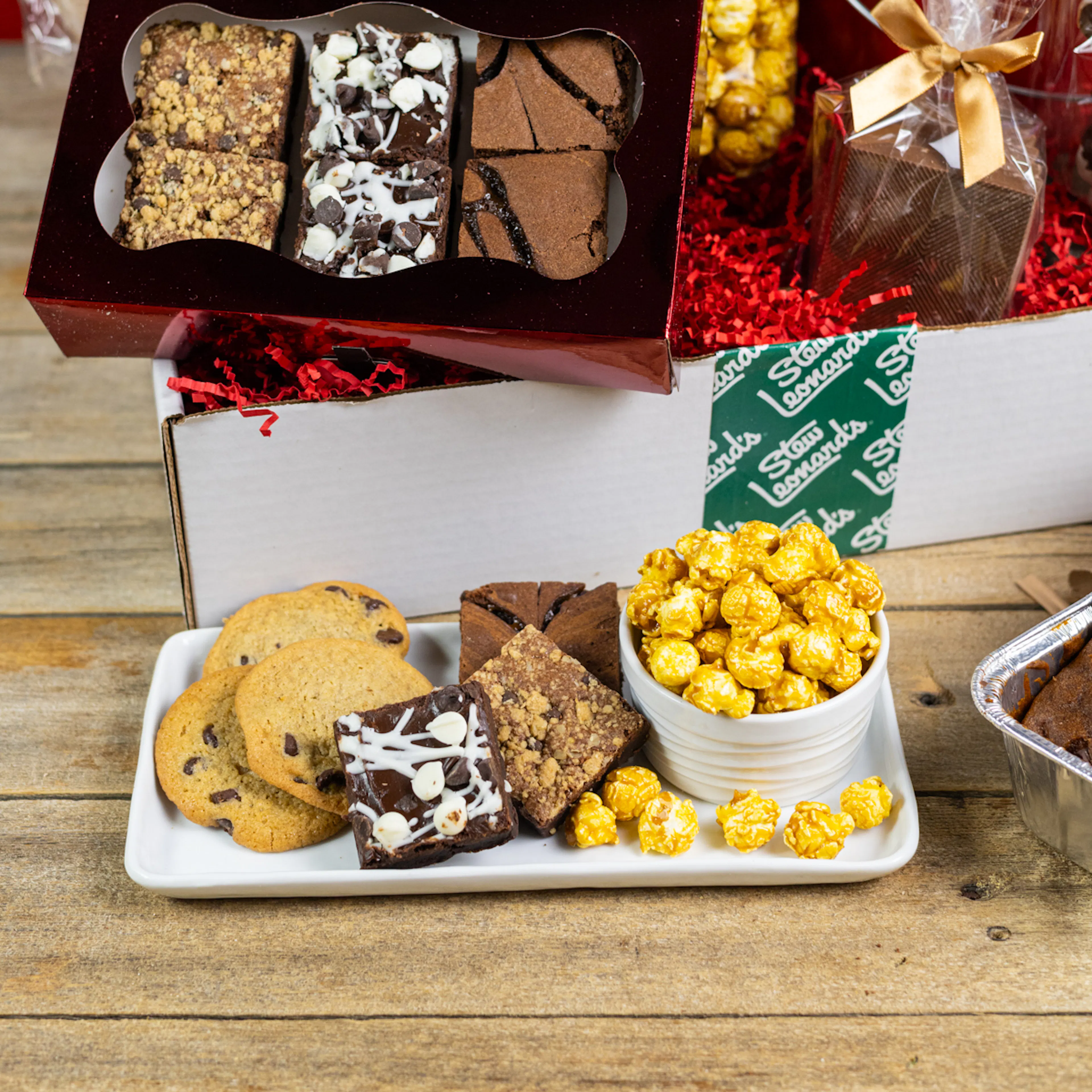 "Taste of Bethy's Bakery" Sampler by Stew Leonard's - Alternate image 3