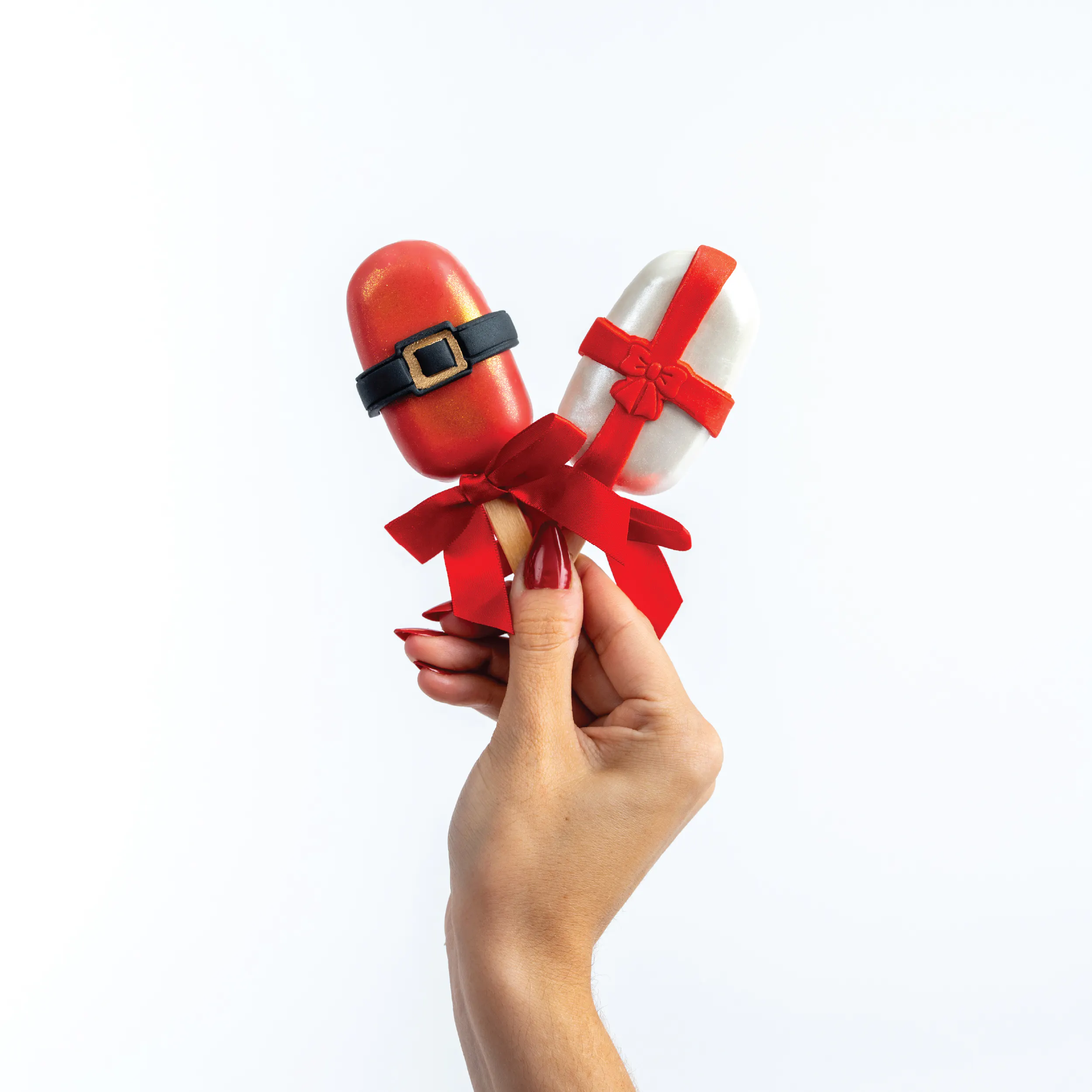 Christmas Cakesicles - 6 Pack by Sweet E's Bake Shop - Alternate image 3