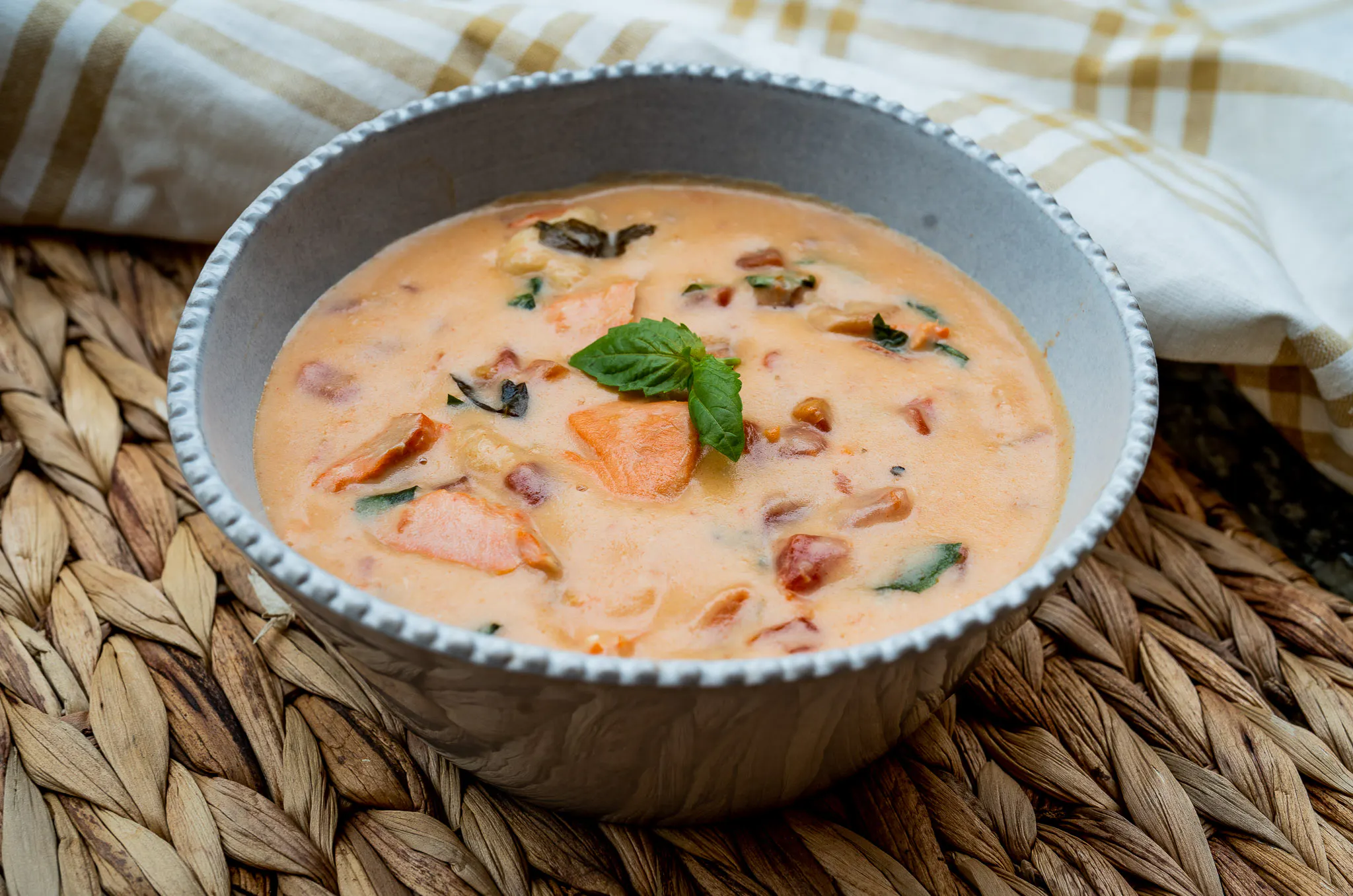 Chowder Sampler - 4 Quarts by Pike Place Chowder - Alternate image 5