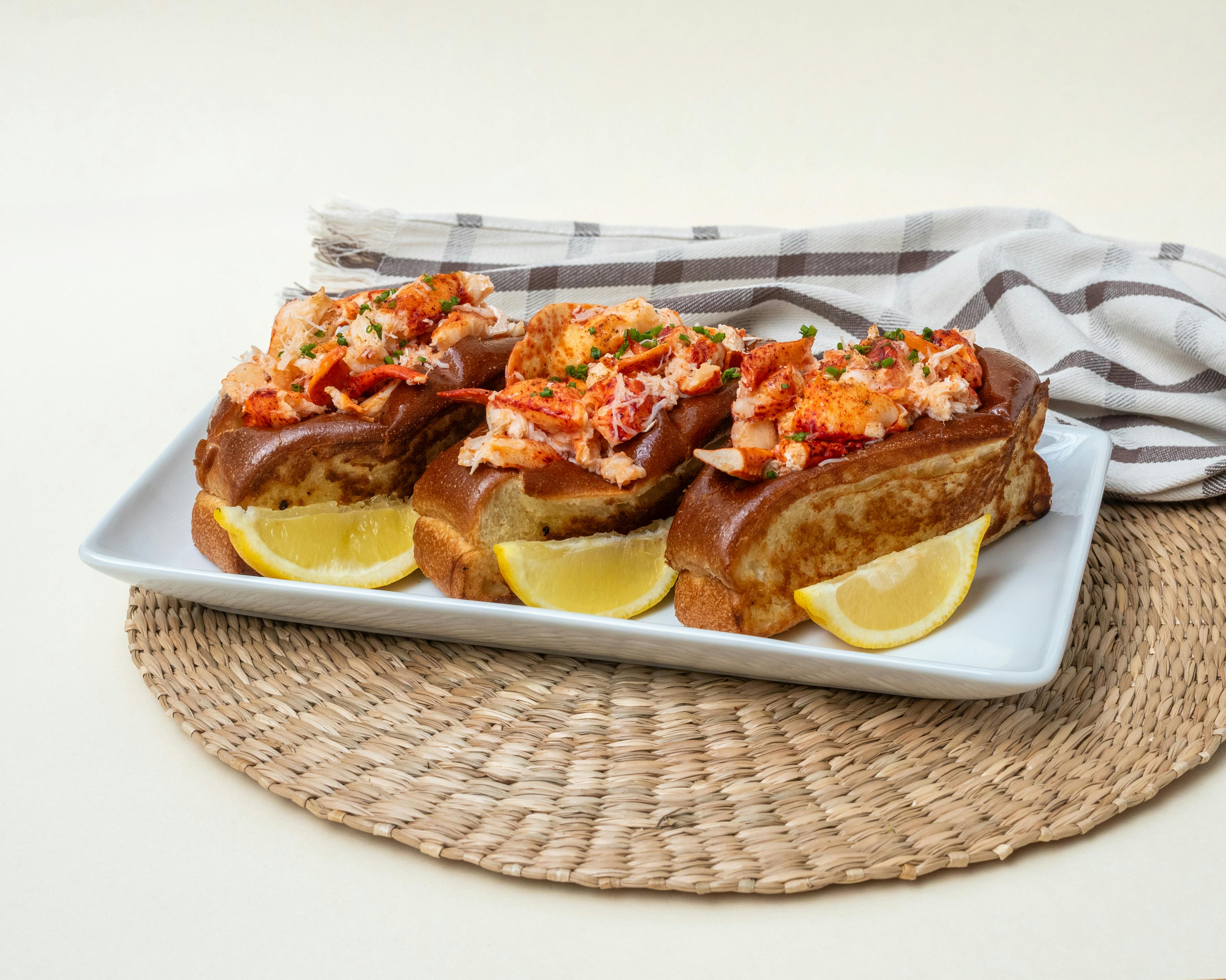 Lobster Roll Kit by Pike Place Chowder - Alternate image 2