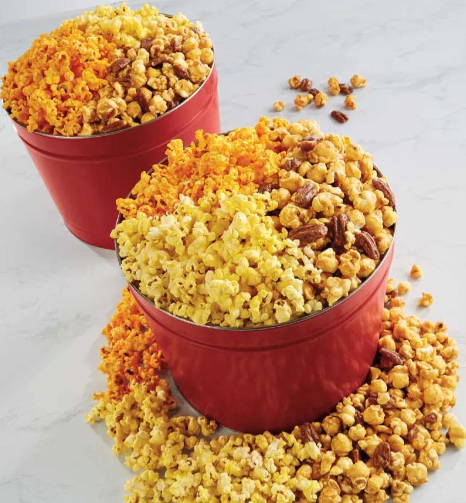 Mellojoy　パンプキンパイ　ターキーパーティー Deluxe Popcorn Trio Tin by Savannah's Candy Kitchen | Goldbelly