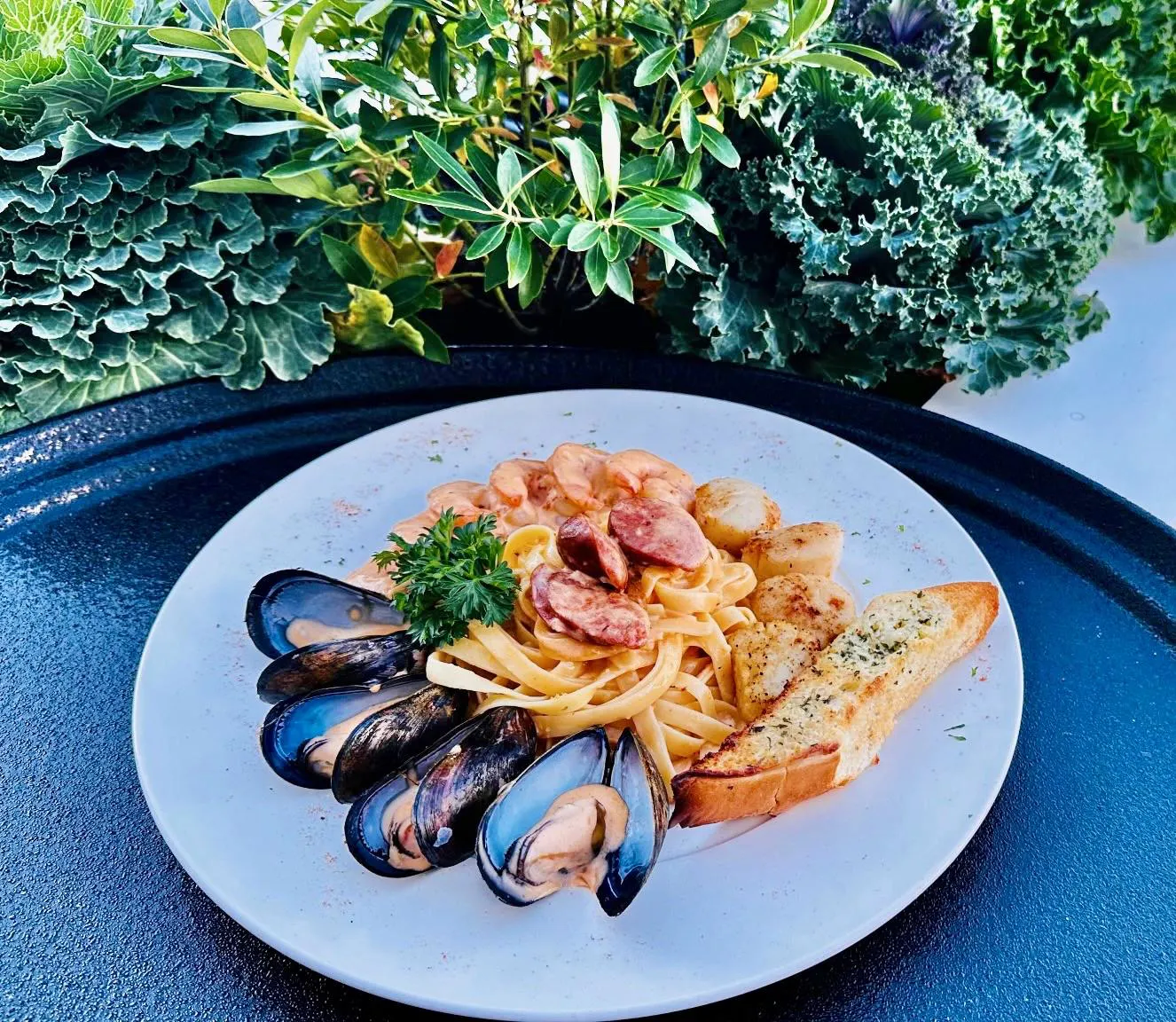 Cajun Seafood Pasta by Harris Crab House - Alternate image 2