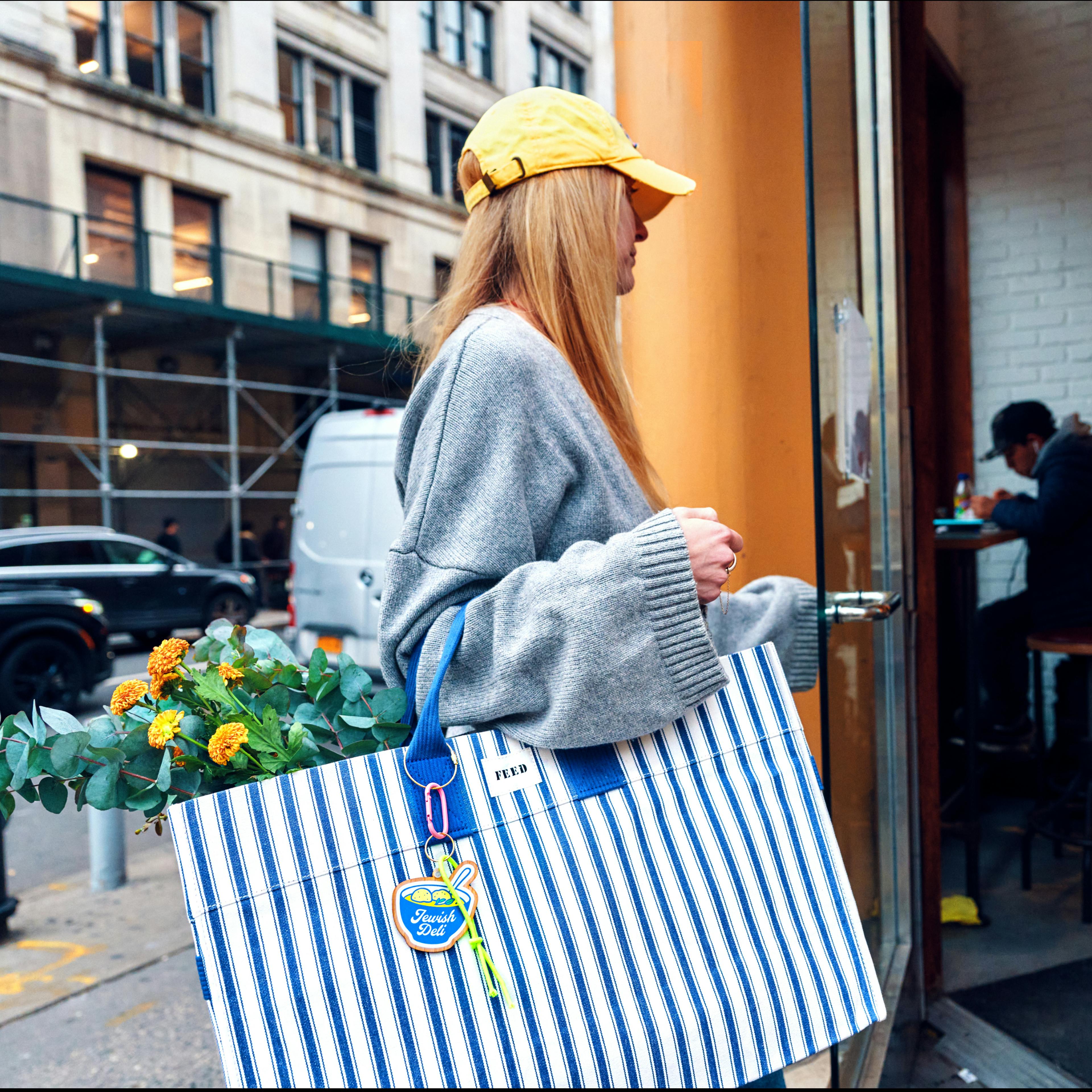 FEED Market Tote & Charm by Goldbelly x FEED Exclusive - Alternate image 3