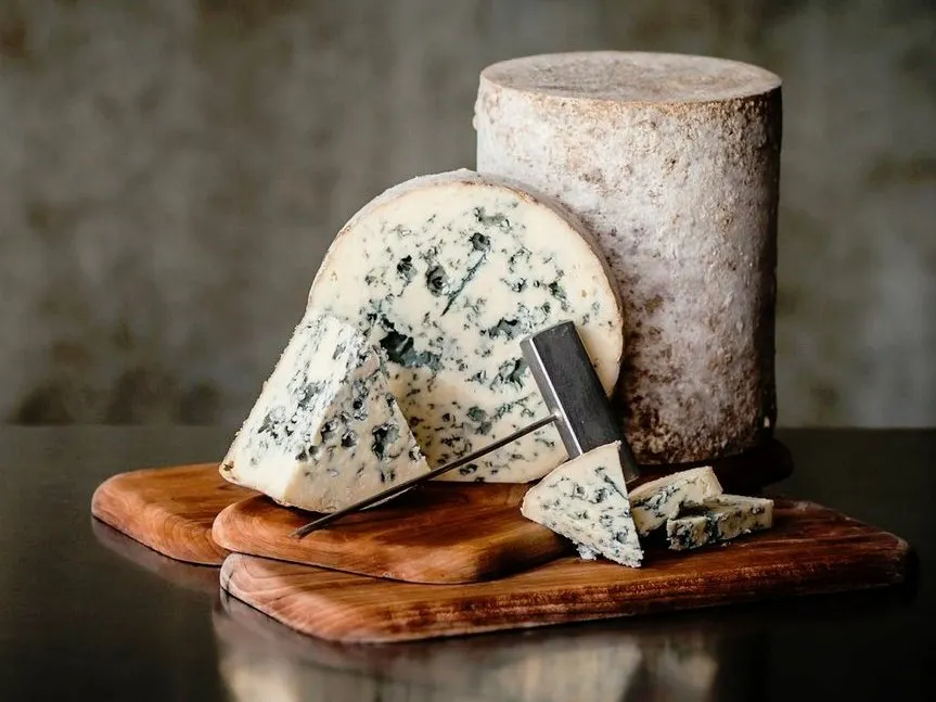 Bayley Hazen Blue by Jasper Hill Farm