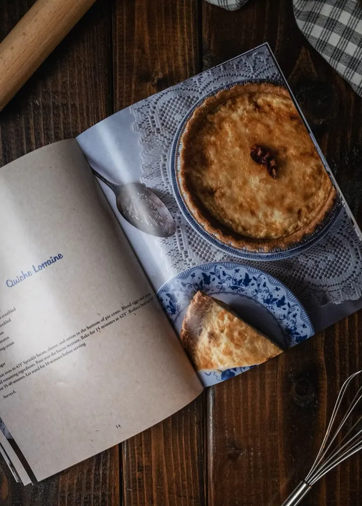 "Our Favorites" Blue Owl Restaurant and Bakery Cookbook by Blue Owl Bakery - Alternate image 1