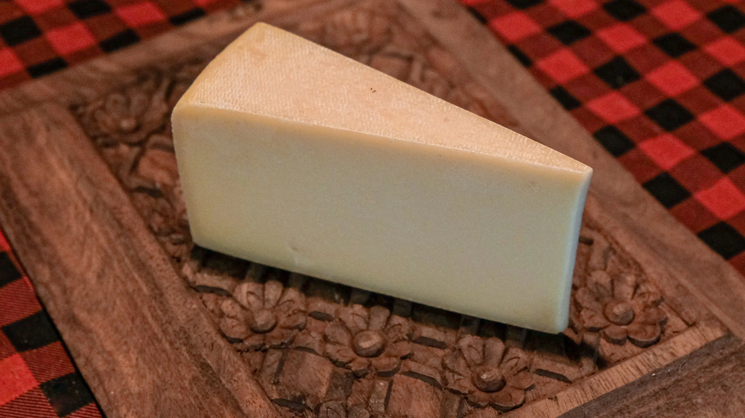 The Vermonter by Jasper Hill Farm - Alternate image 4