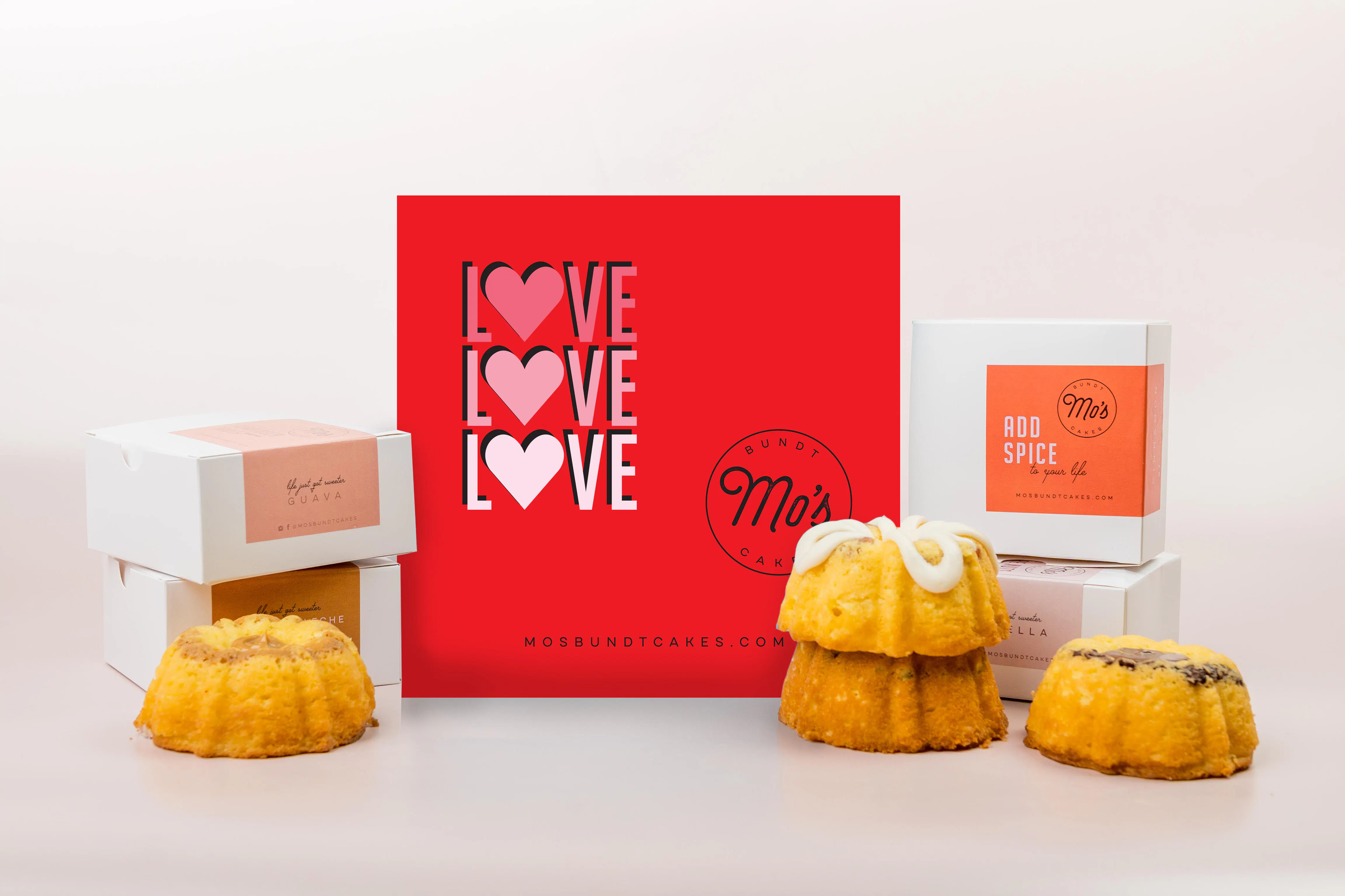 Valentine's Mini Bundt Cake Gift Box by Mo's Bundt Cakes - Alternate image 3