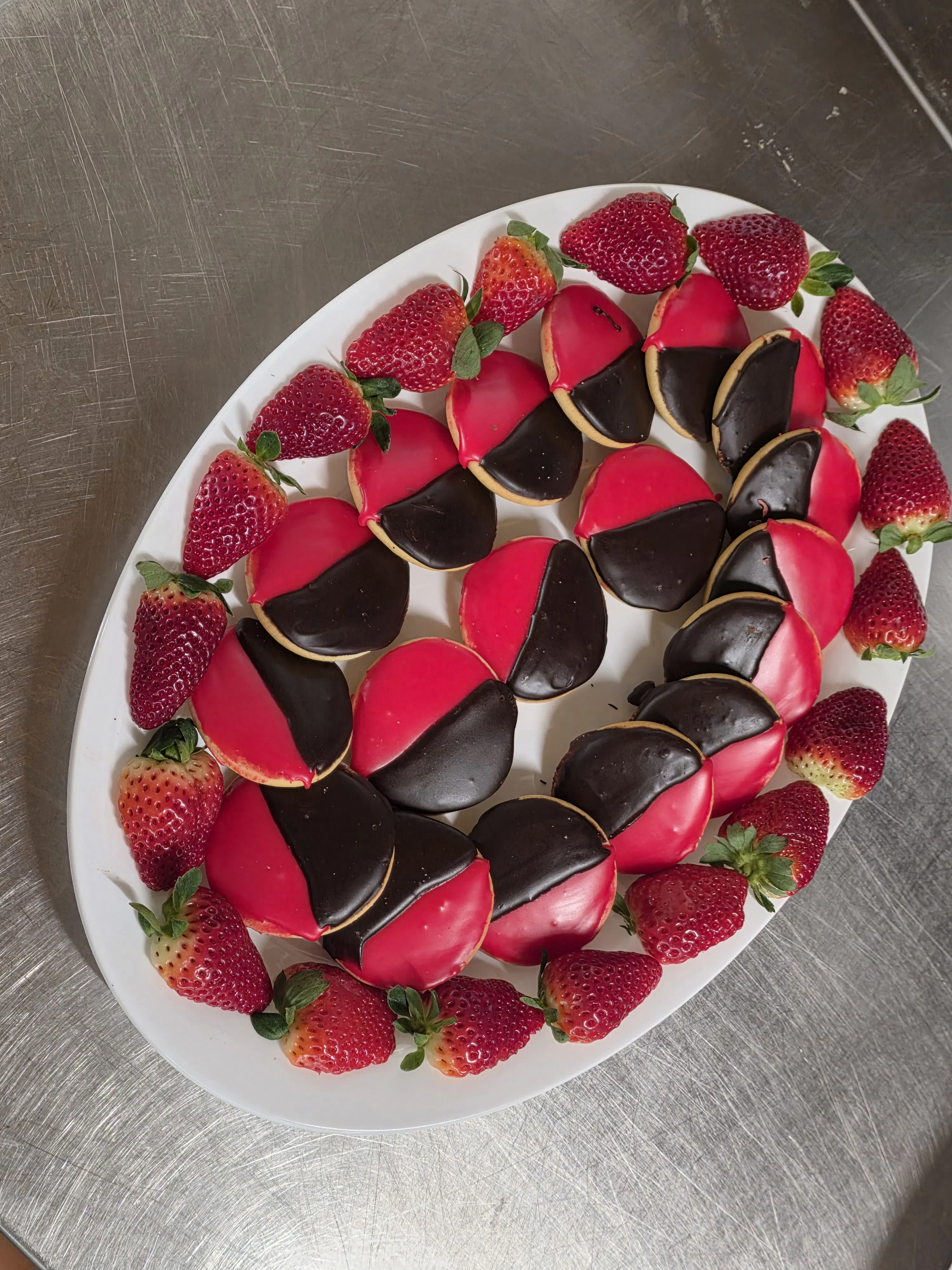 Valentine Mini Cookies - 18 Pack by Ess-a-Bagel