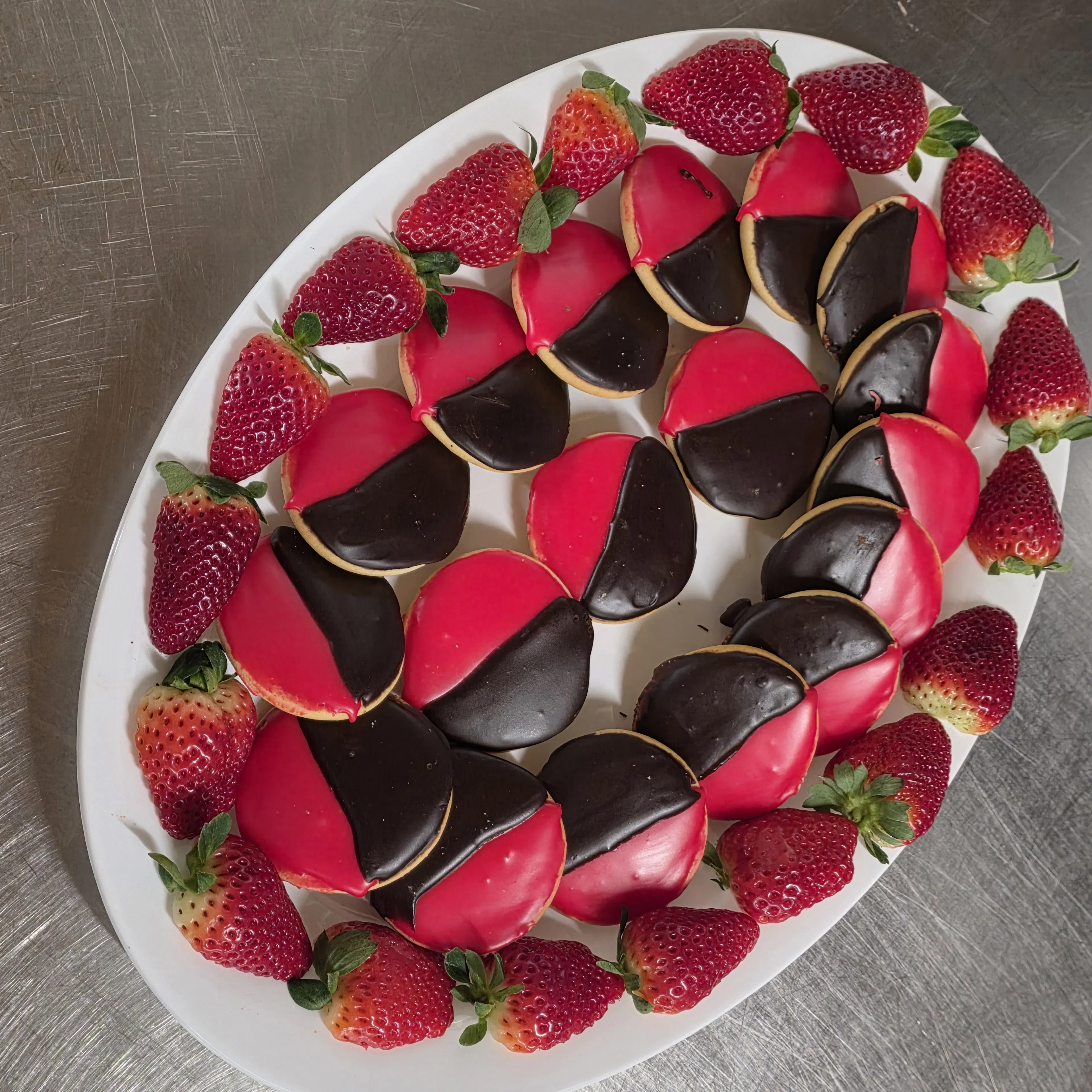 Valentine Mini Cookies - 18 Pack by Ess-a-Bagel