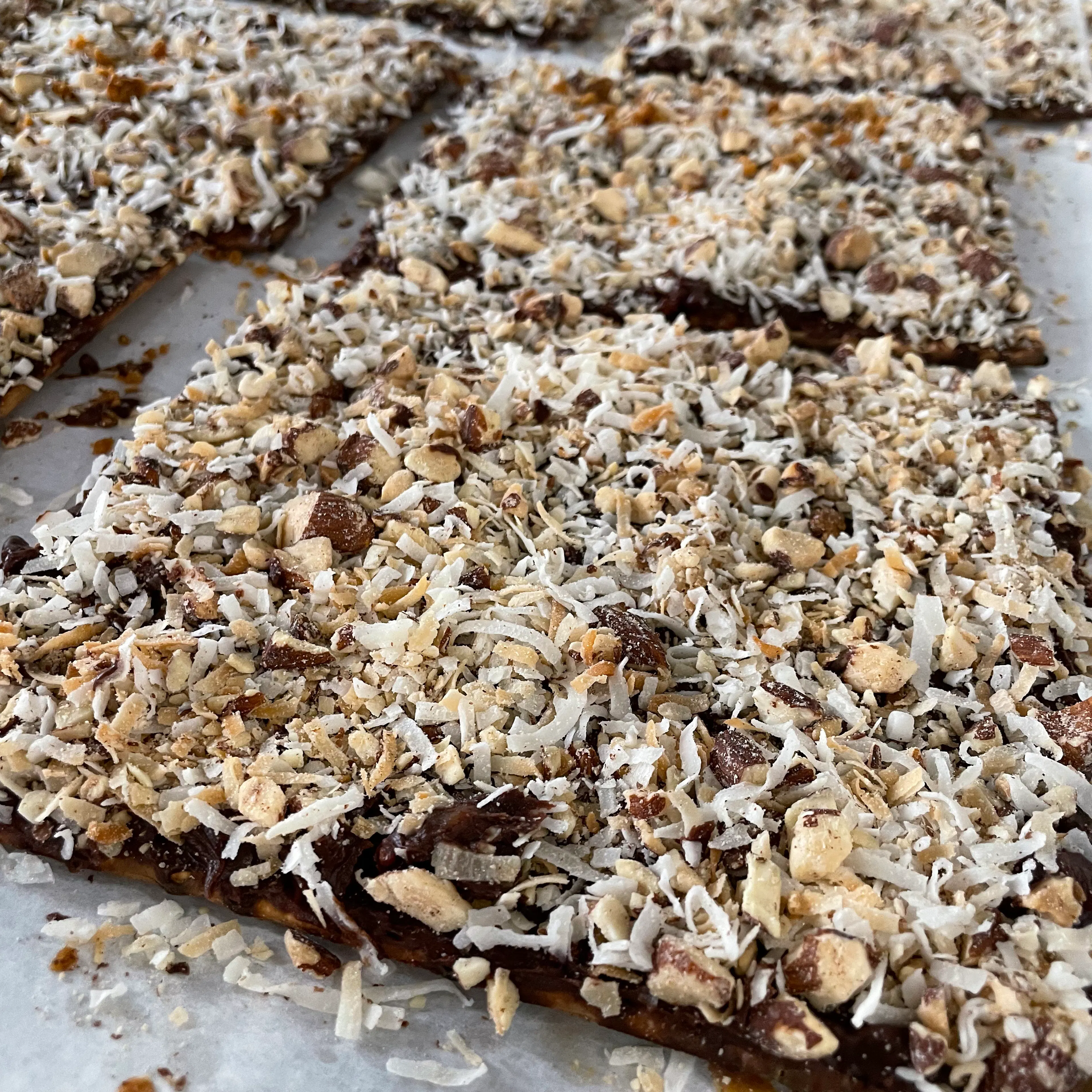 "Big Flat Crack(er)" GIANT Passover Chocolate Covered Matzah by Big Fat Cookie - Alternate image 4