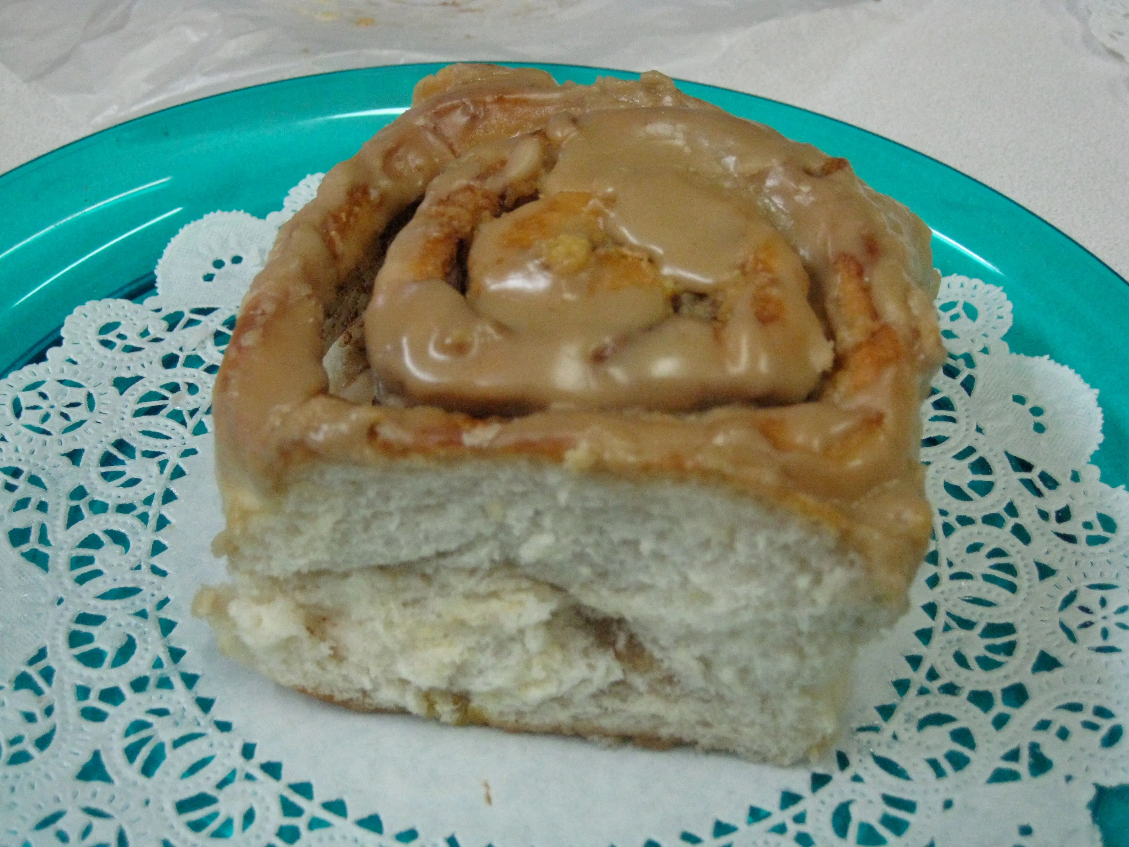 Jaarsma Bakery - Old Fashioned Cinnamon Roll