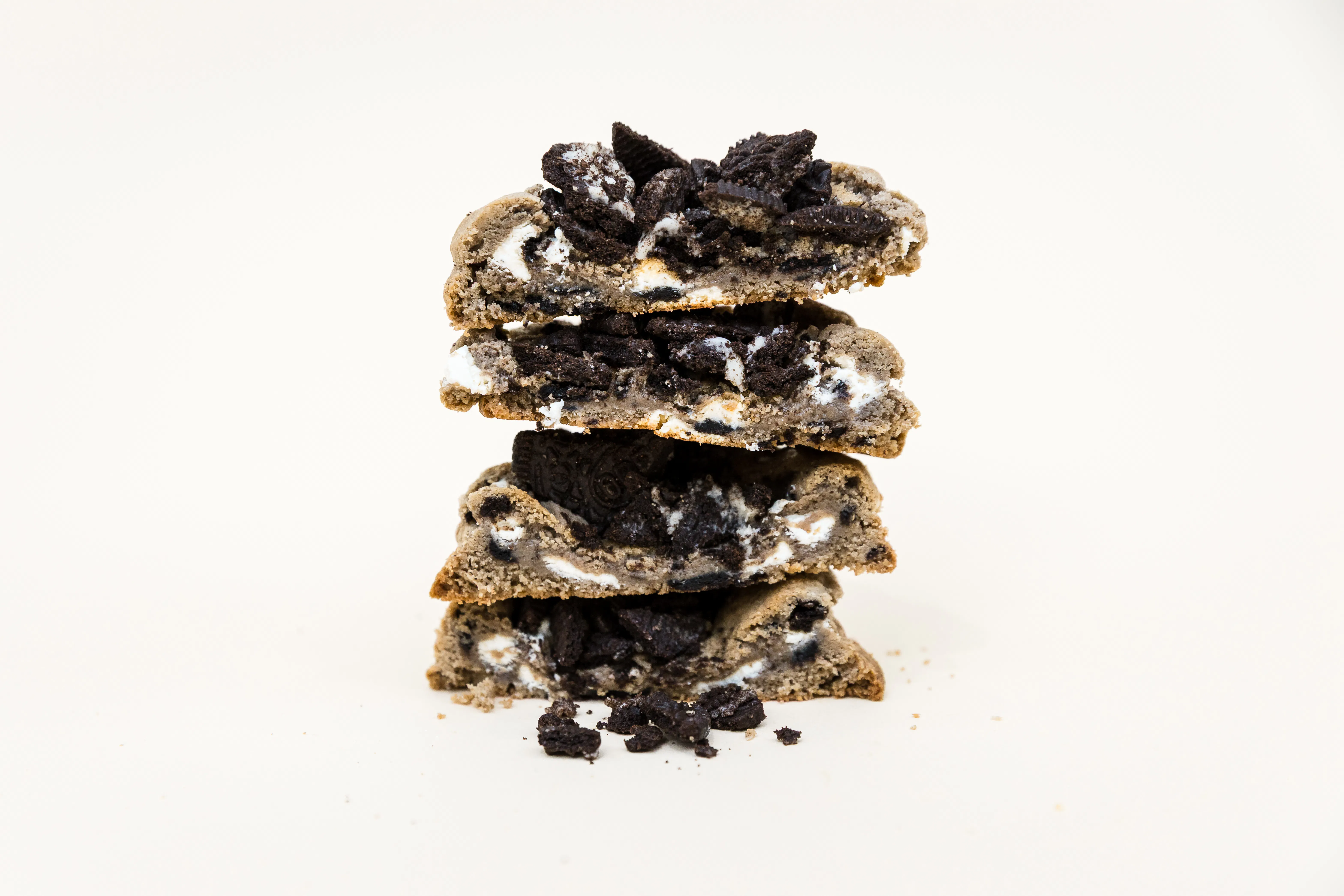 La Madame Biscuit - Cookies & Cream Cookies