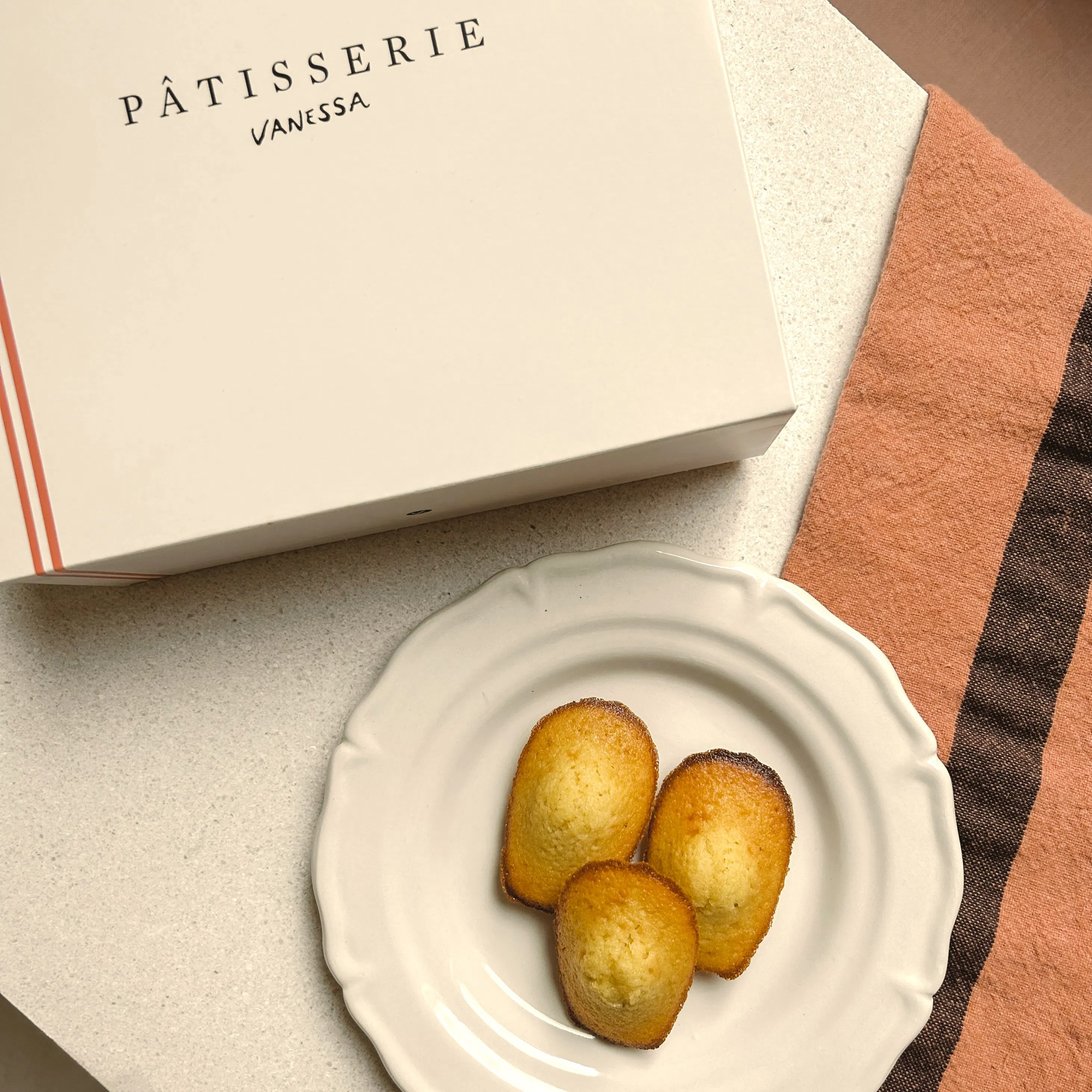 Madeleines Gift Box - 8 Pack by Patisserie Vanessa | Goldbelly
