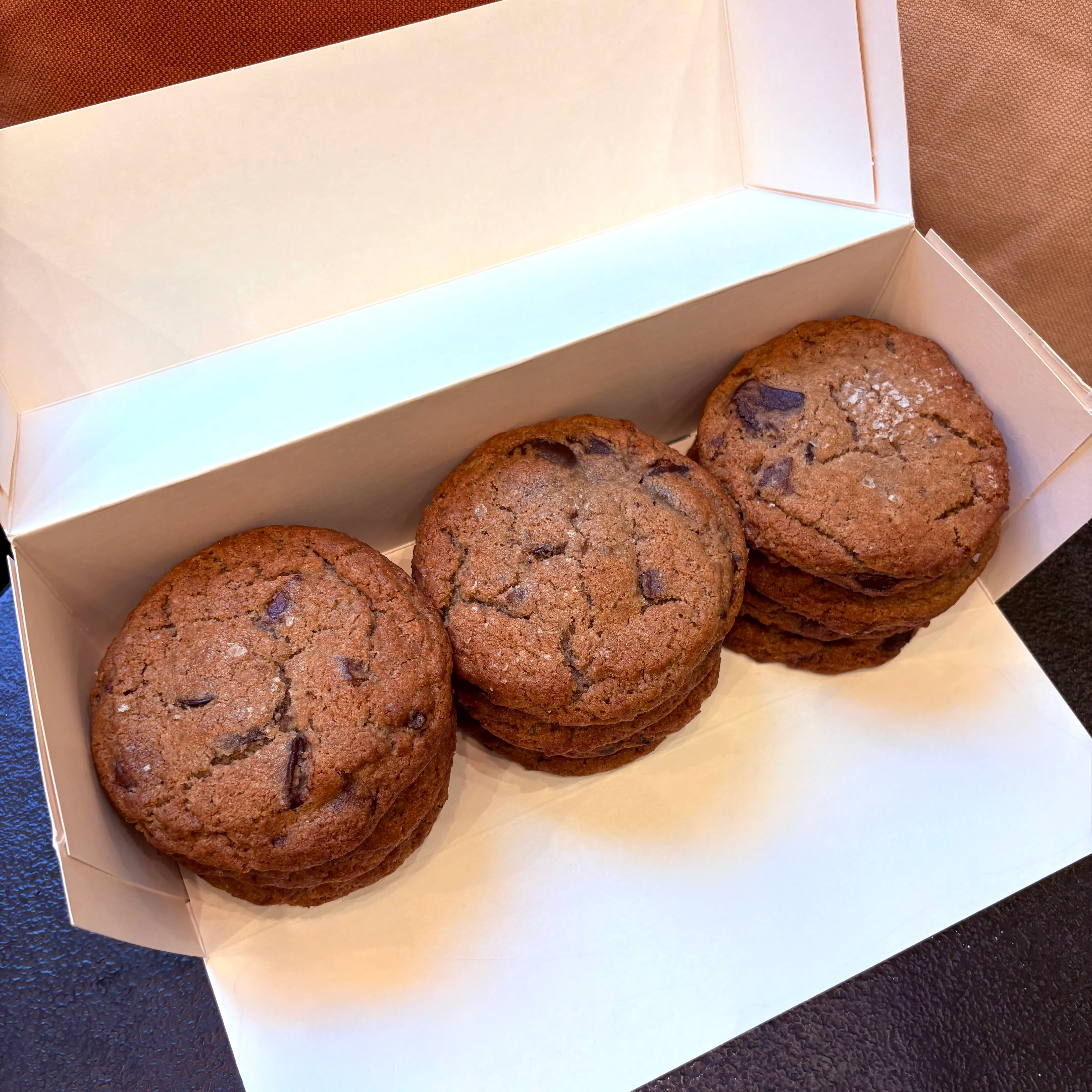 Le Cookie Deux Chocolats Gift Box by Patisserie Vanessa - Alternate image 1