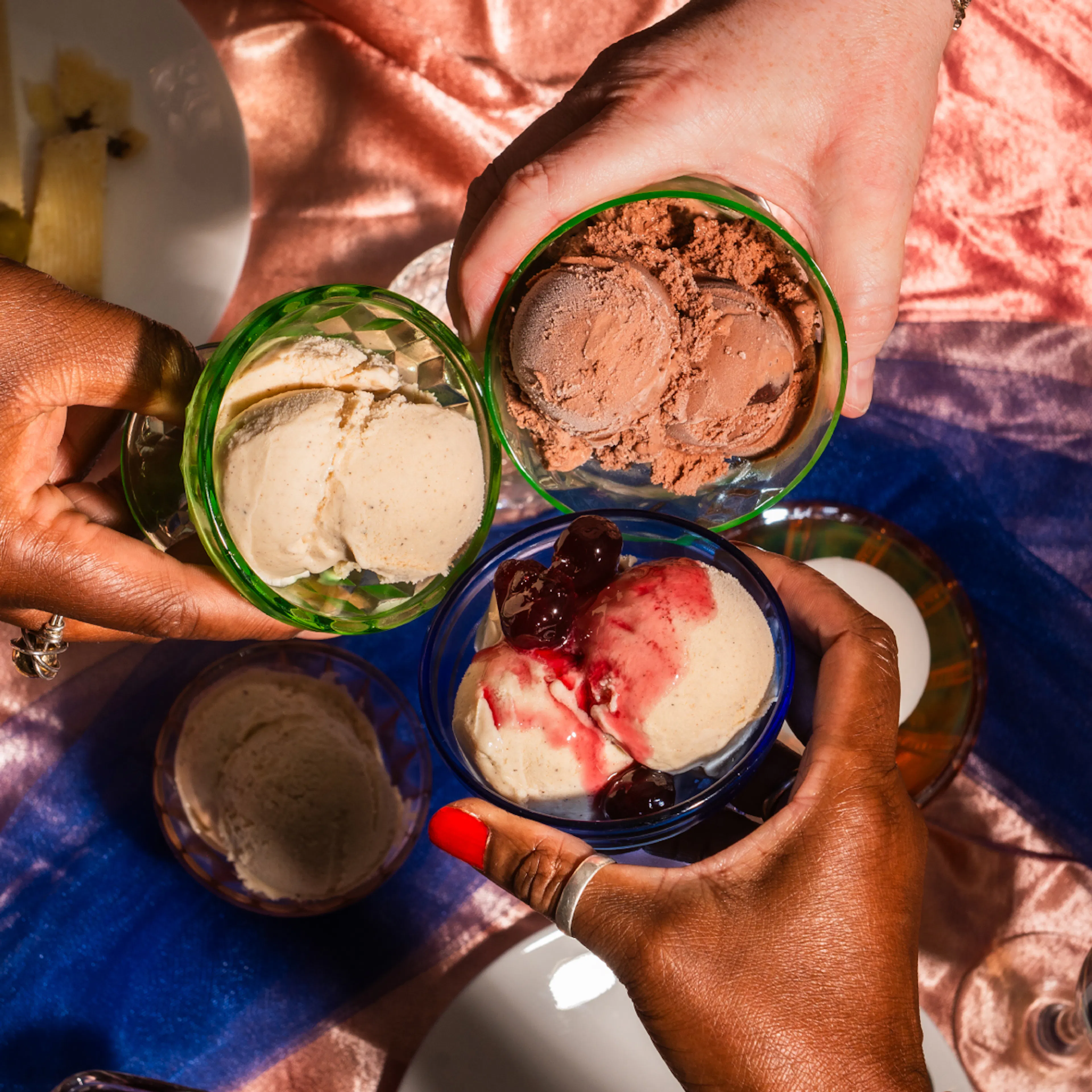 Boozy Frozen Custard Hostess Collection - 5 pints by Crème de Liqueur - Alternate image 1