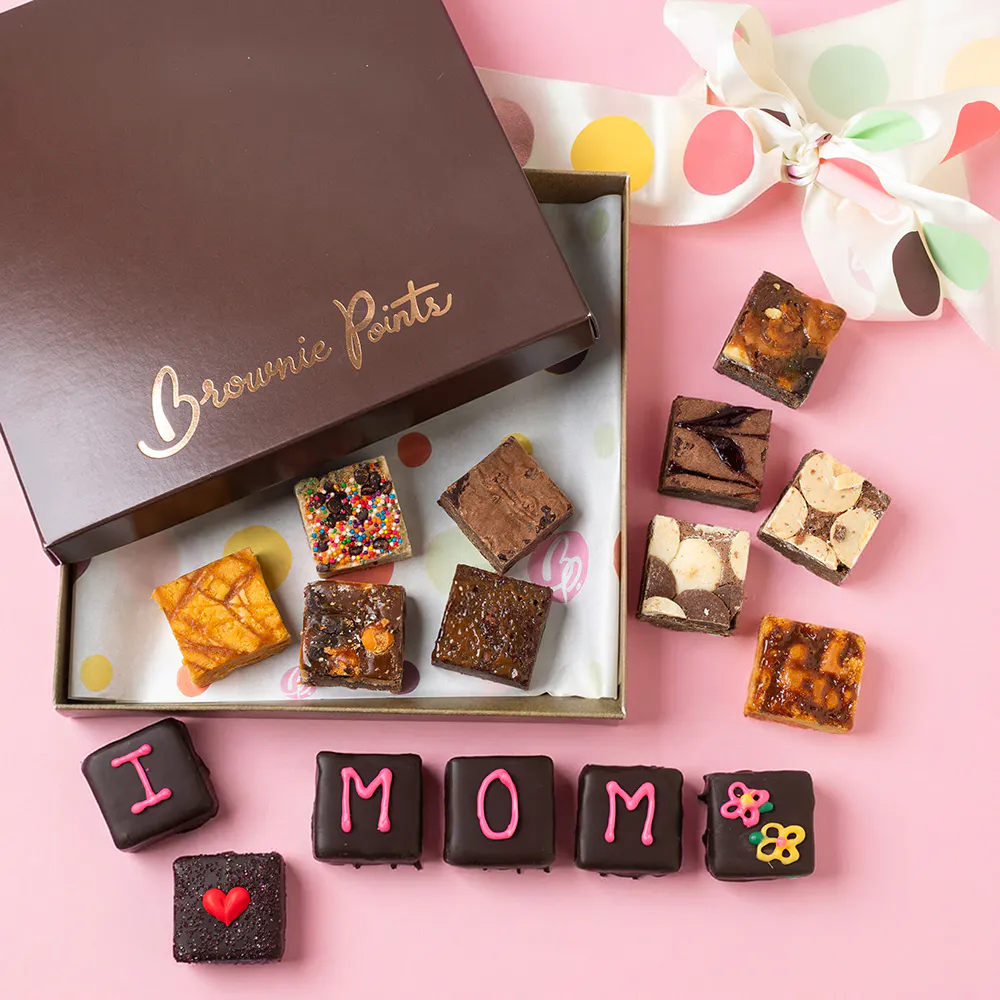 Mother's Day "I Love Mom" Brownie Gift Box by Brownie Points