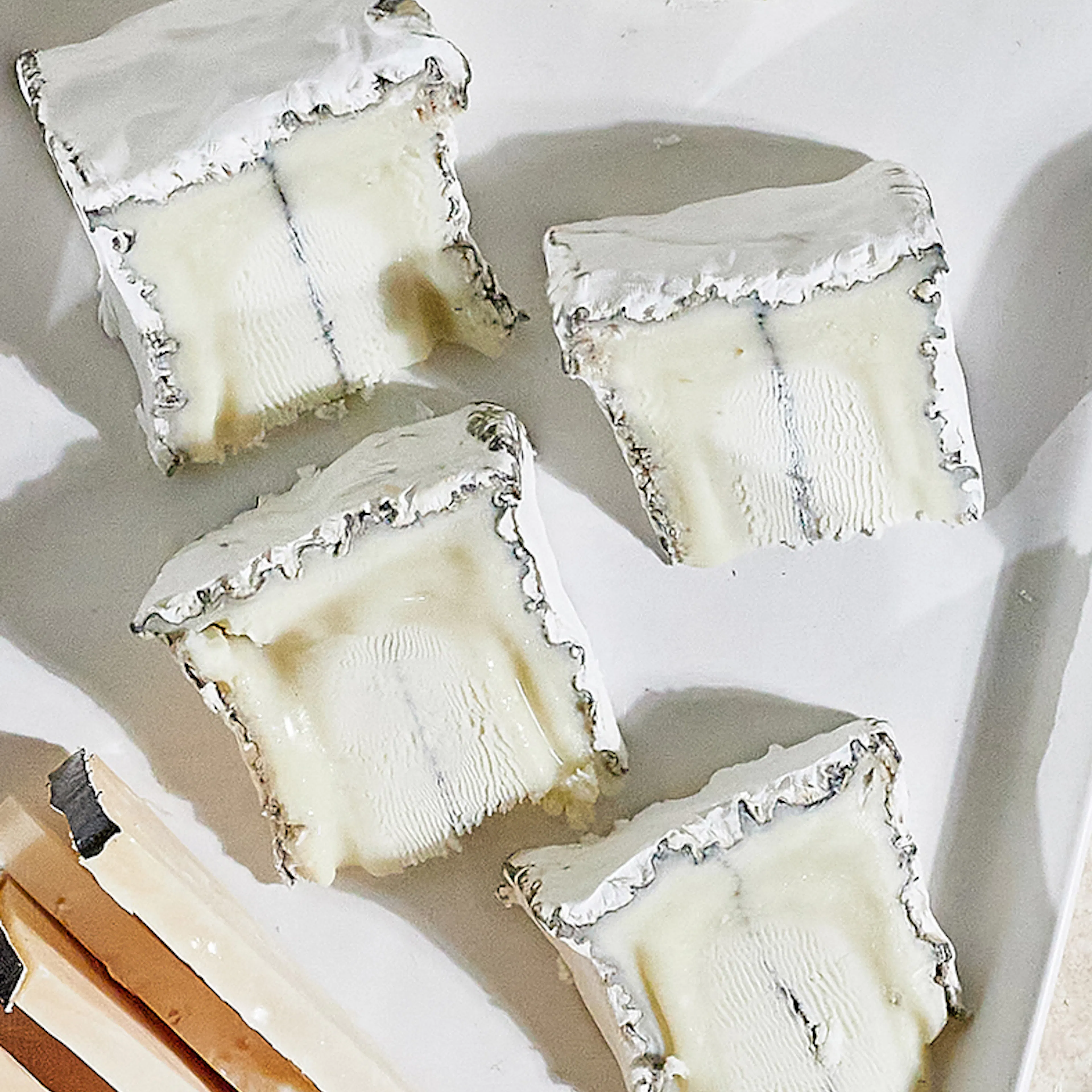 Humboldt Fog - 6 oz. by Cypress Grove Cheese - Alternate image 2
