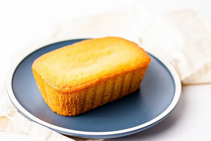 Gluten-Free & Nut-Free Lemon Coconut Cake — 4 Pack by sincerely, BY PARYANI - Alternate image 2