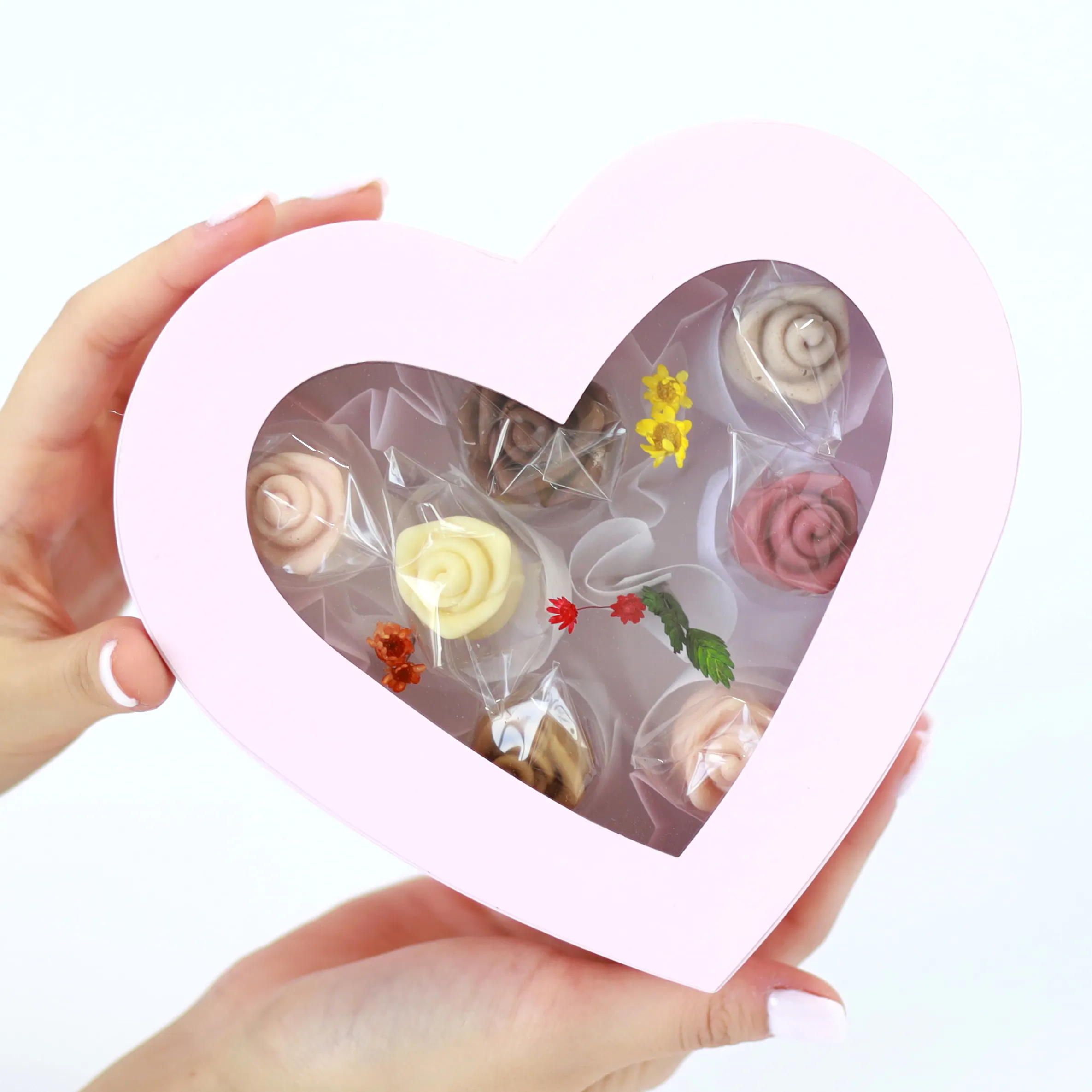 Le Coeur Chocolate Heart Gift Box by Choco Gala - Alternate image 4