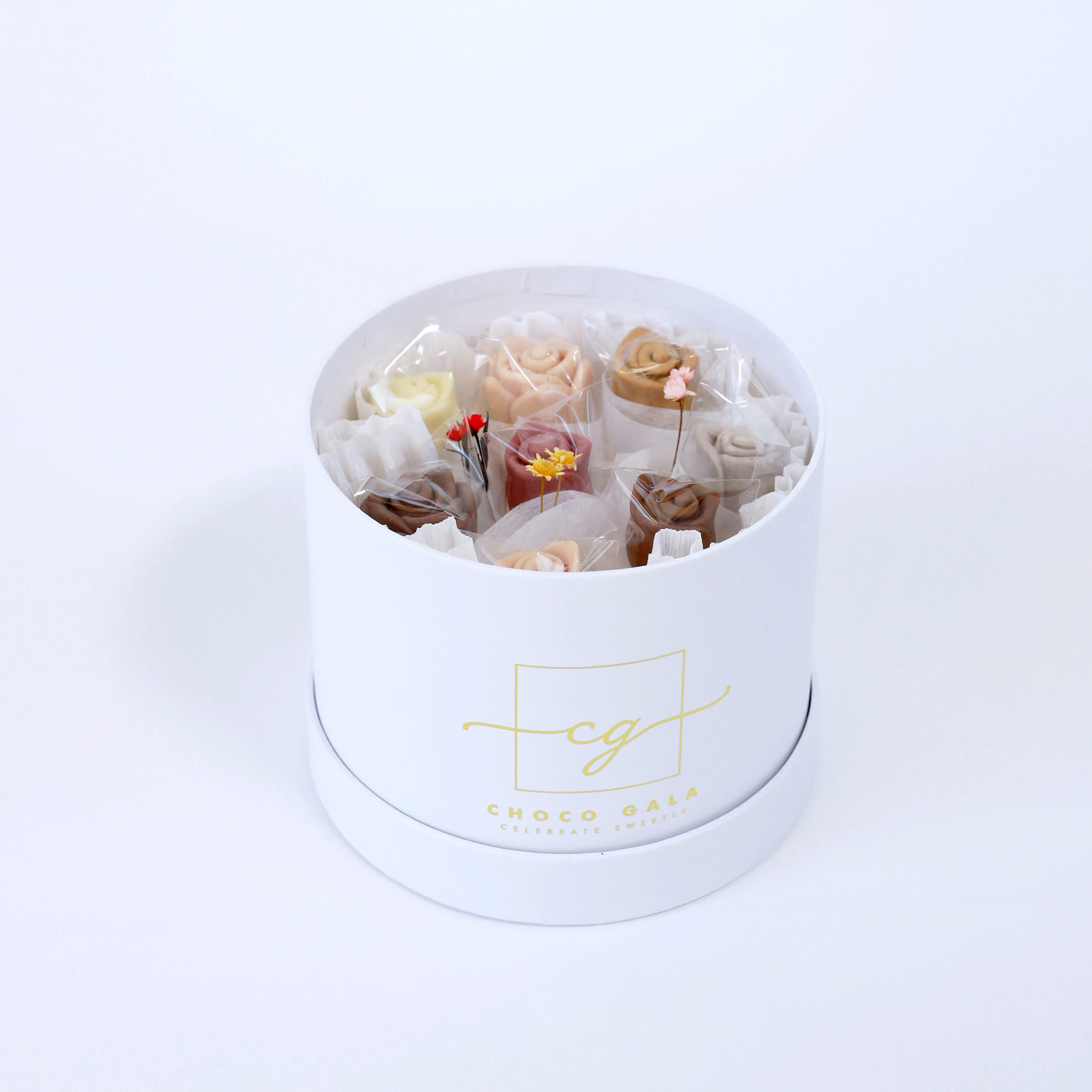 Petite Gala Cake Chocolate Bouquet by Choco Gala - Alternate image 9