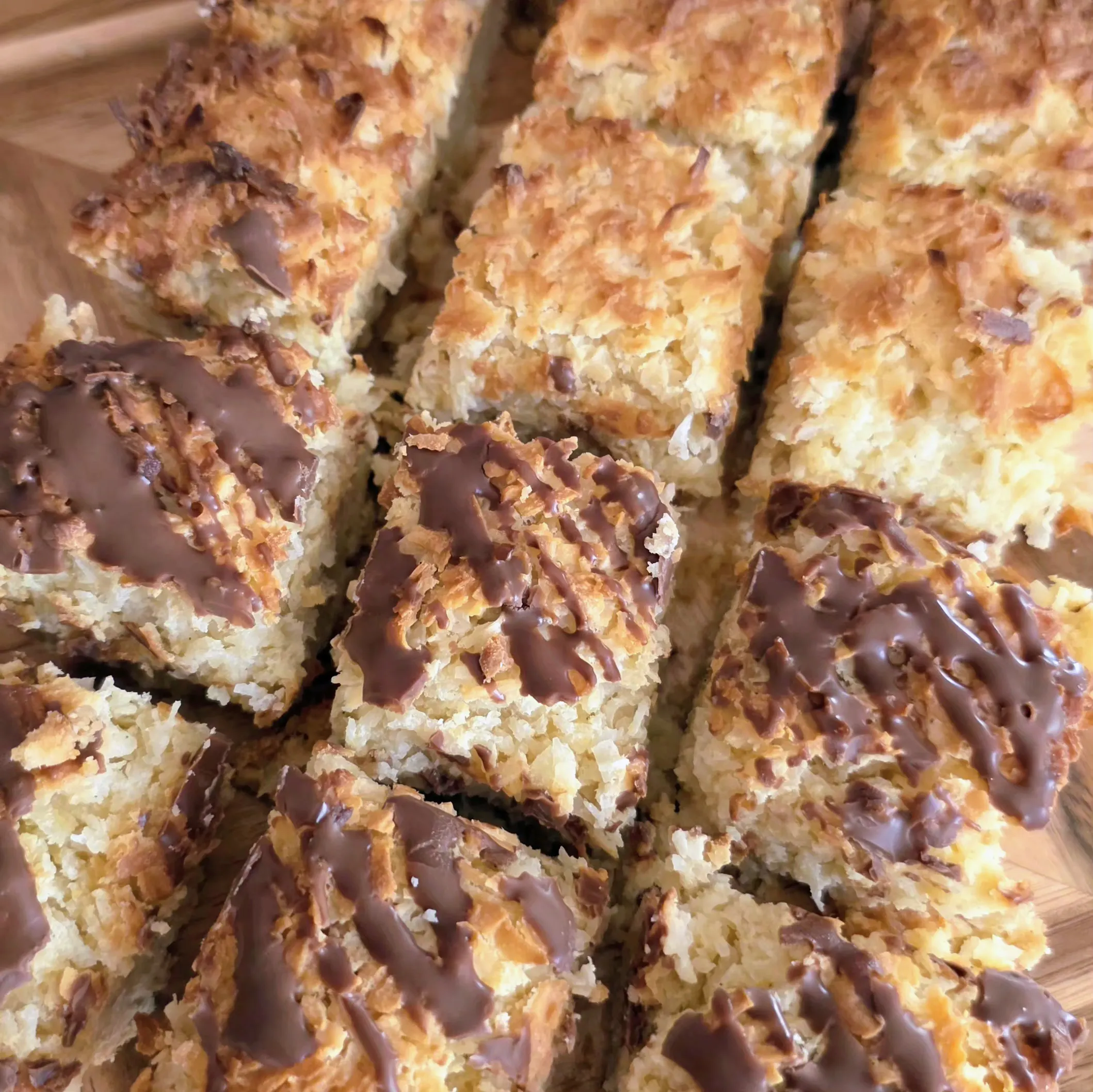 Scottish Macaroon Shortbread Tray by Shortbread Society - Alternate image 3