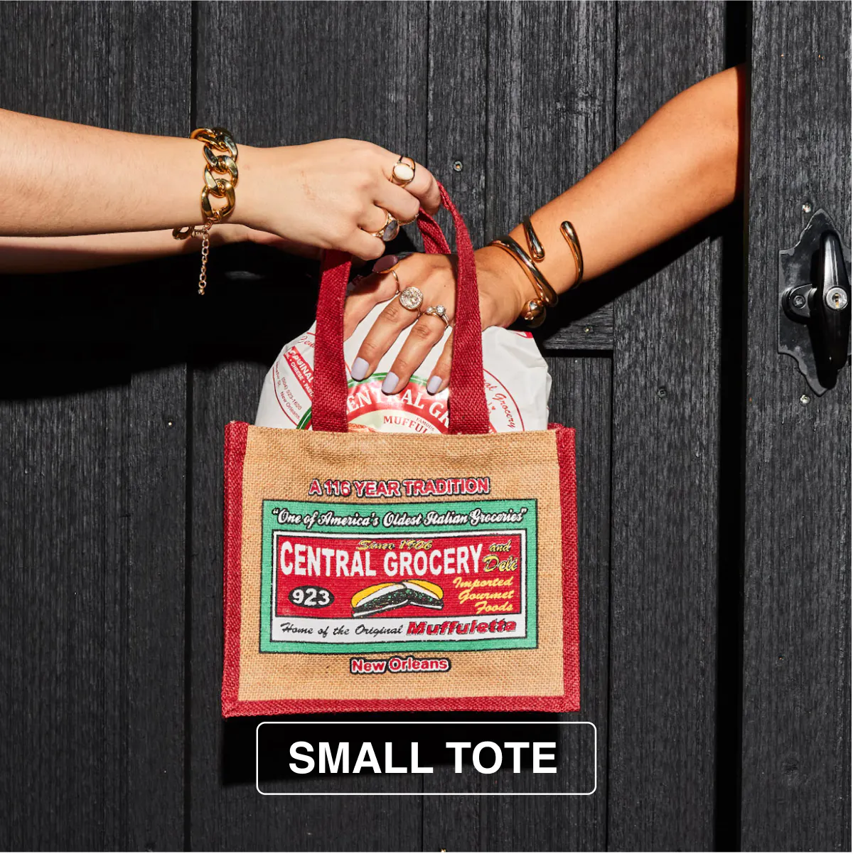 Original Muffuletta Sandwich July 4th Picnic Box by Central Grocery Muffulettas - Alternate image 6