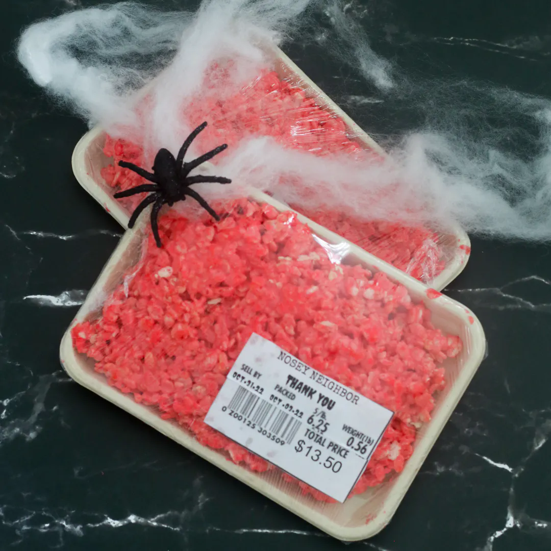 "Nosey Neighbor" Ground Krispy Treats by Candy With A Twist - Alternate image 2