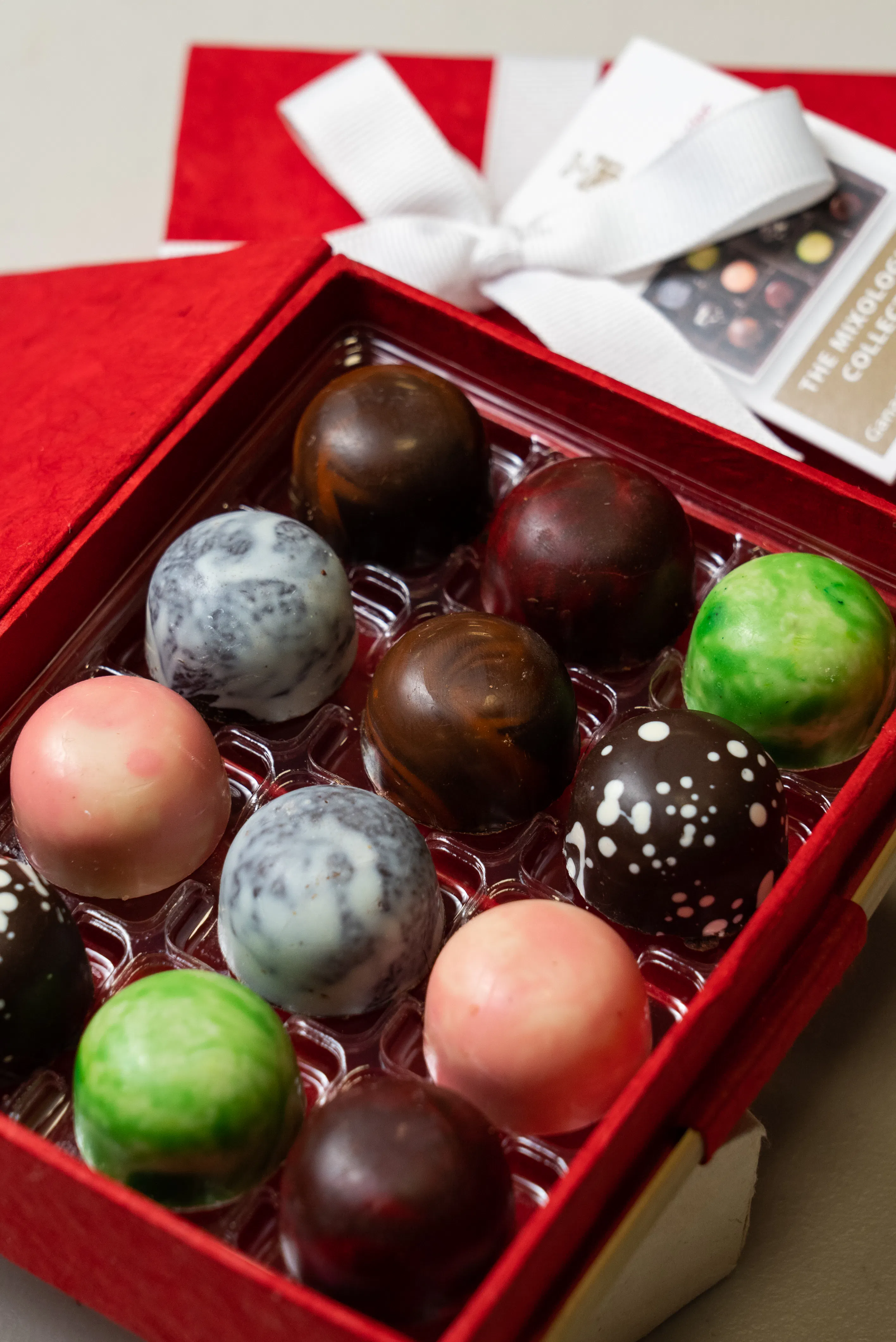 Mixologist Truffle Collection - 12 Piece by Knipschildt