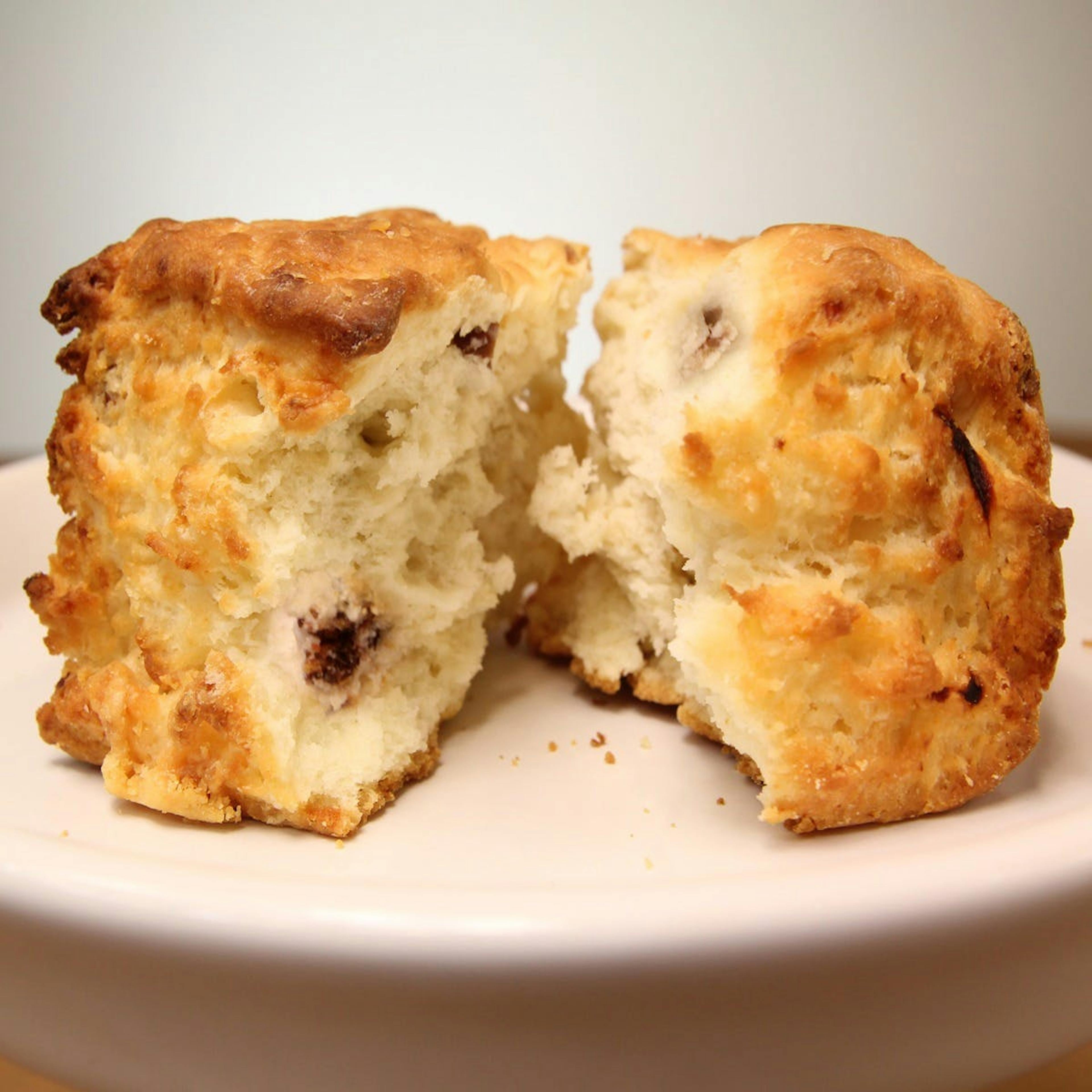 The Giant MacGregor Biscuit by Honest Biscuits - Alternate image 2