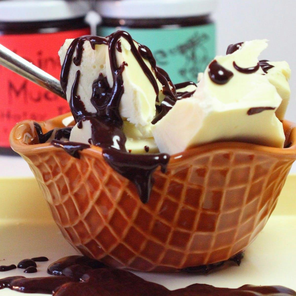 Maine Mud - Variety 6 Pack by Wilbur's of Maine Chocolate Confections - Alternate image 1