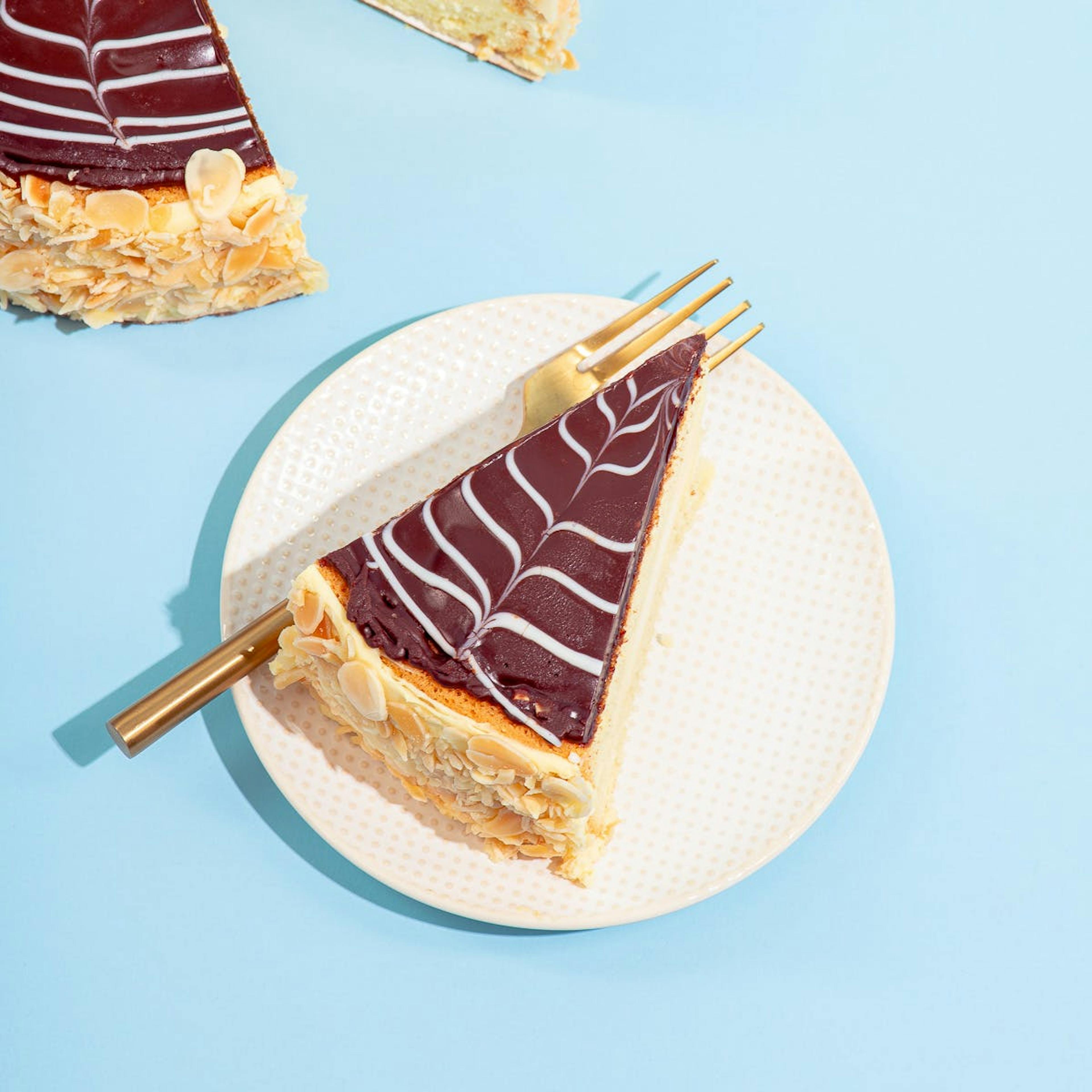 The Original Boston Cream Pie by Omni Parker House Hotel - Alternate image 5