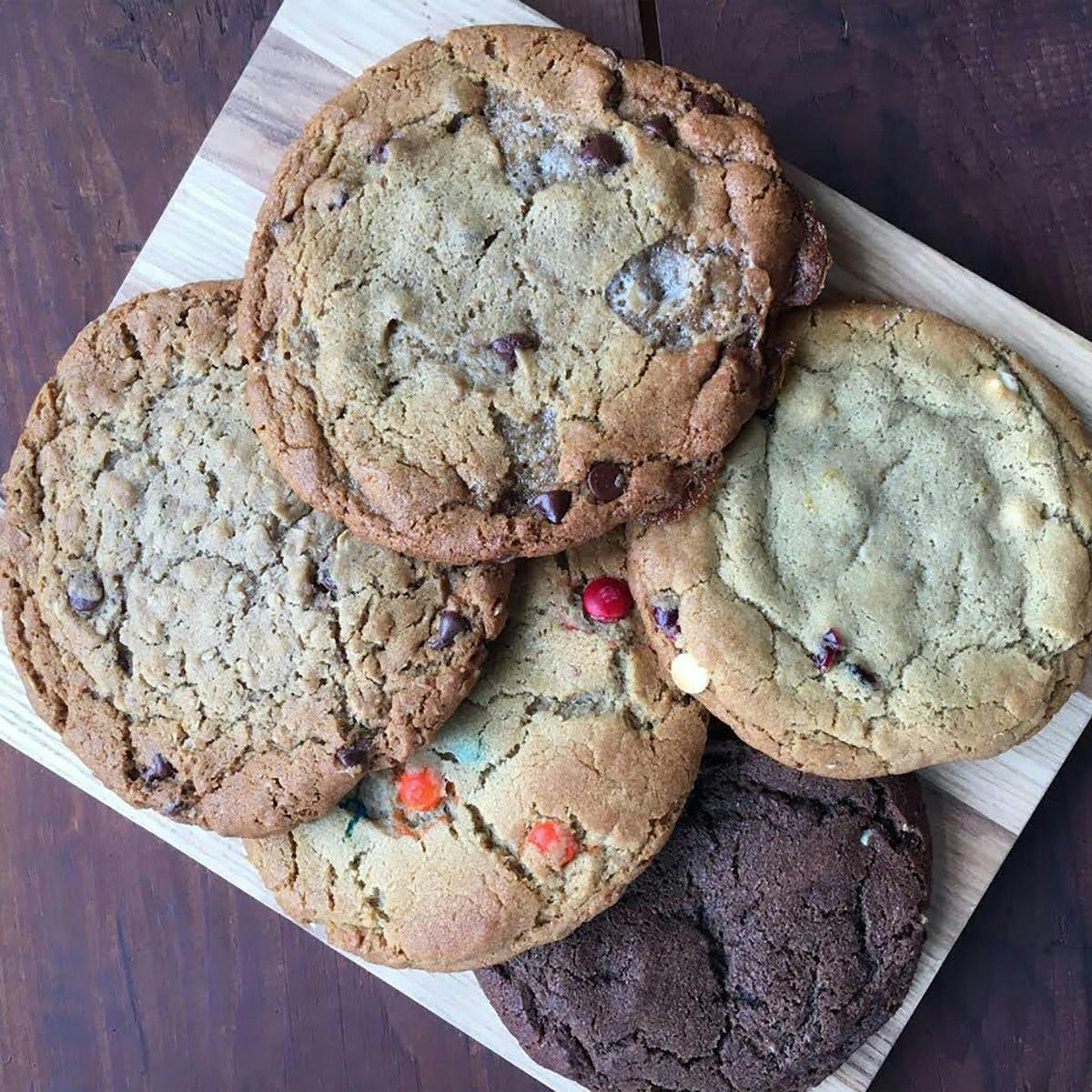 Baker's Choice GIANT Cookies - 5 Pack by T-Rex Cookie Company - Alternate image 4