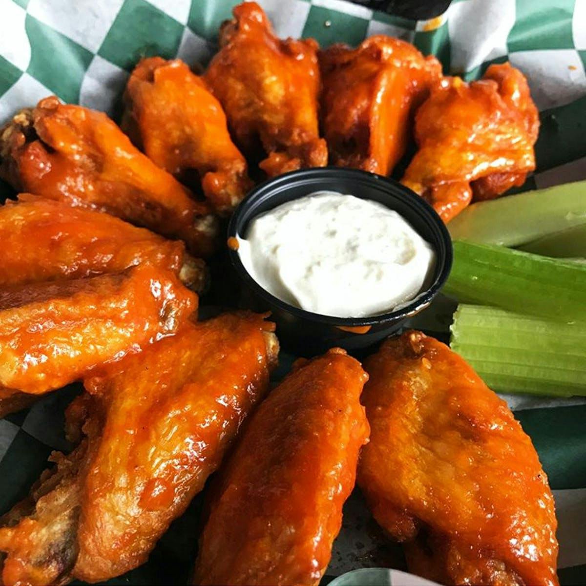 World Famous Buffalo Wings 30 Pack By Bar Bill Tavern Goldbelly 4660