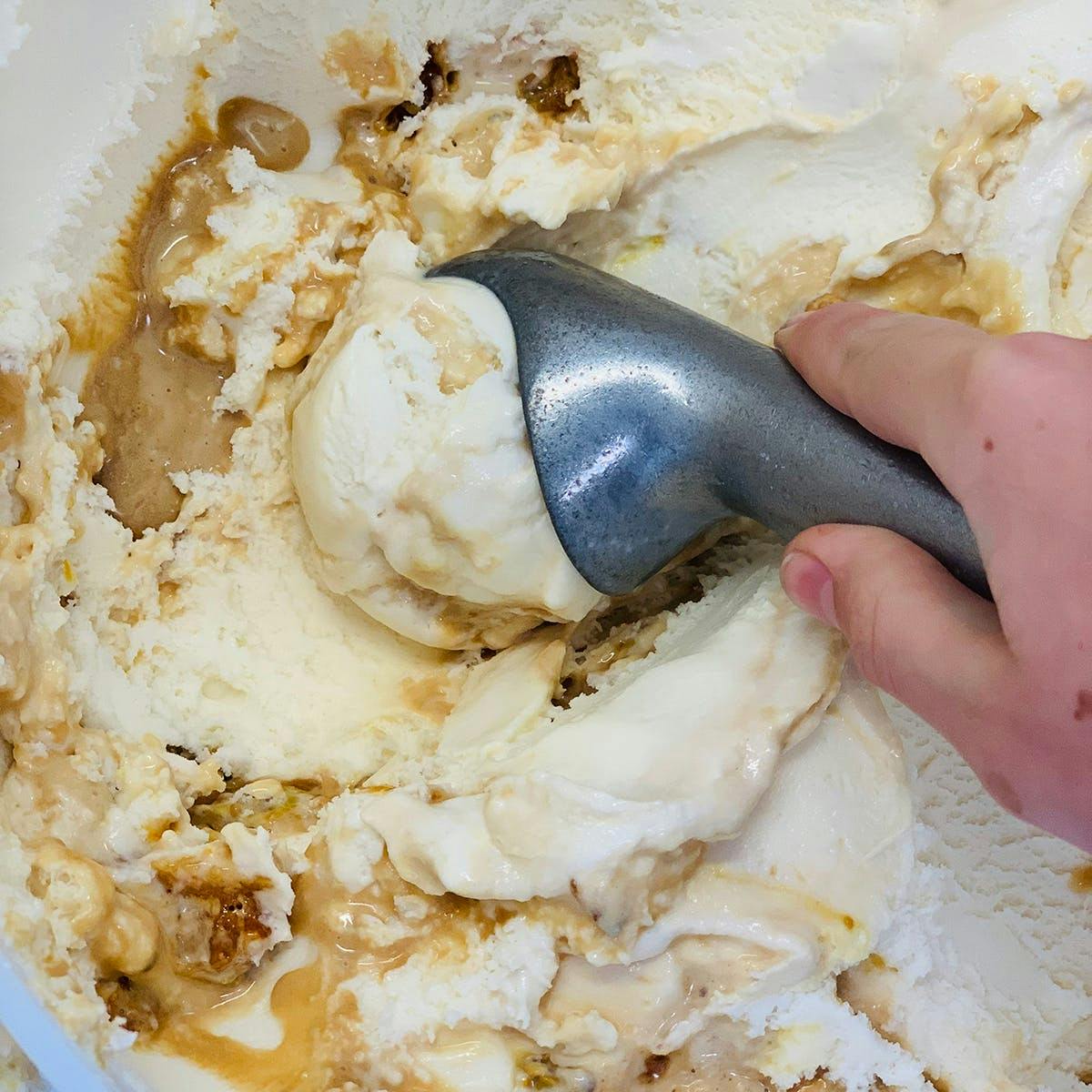 Award Winning Bee's Knees® Organic Ice Cream - 6 Pints by Revival Ice Cream - Alternate image 1