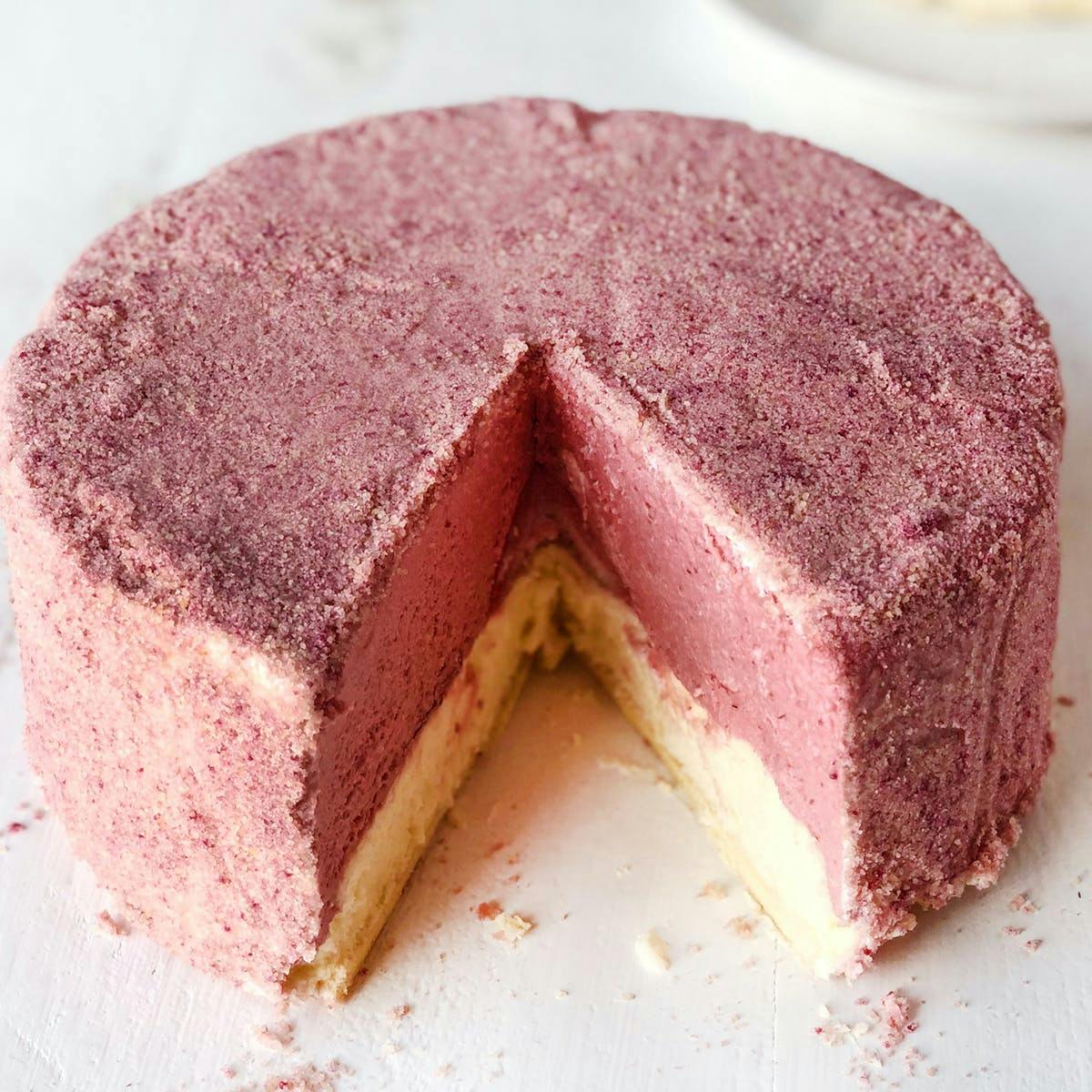 Fancy Strawberry Cheesecake by Keki Modern Cakes - Alternate image 3