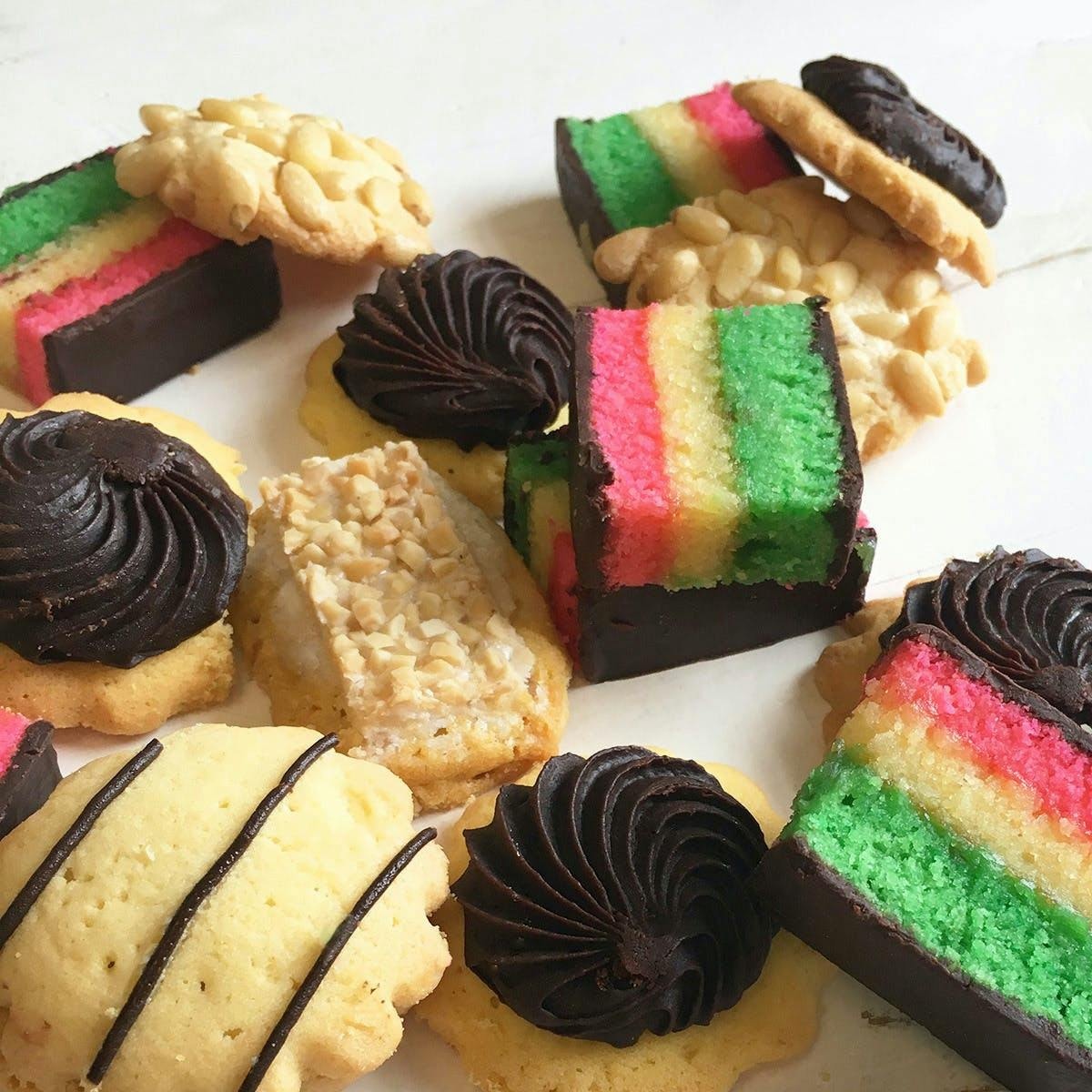2 lb Italian Cookie Tray + Casatella Combo by Ferrara Bakery - Alternate image 2