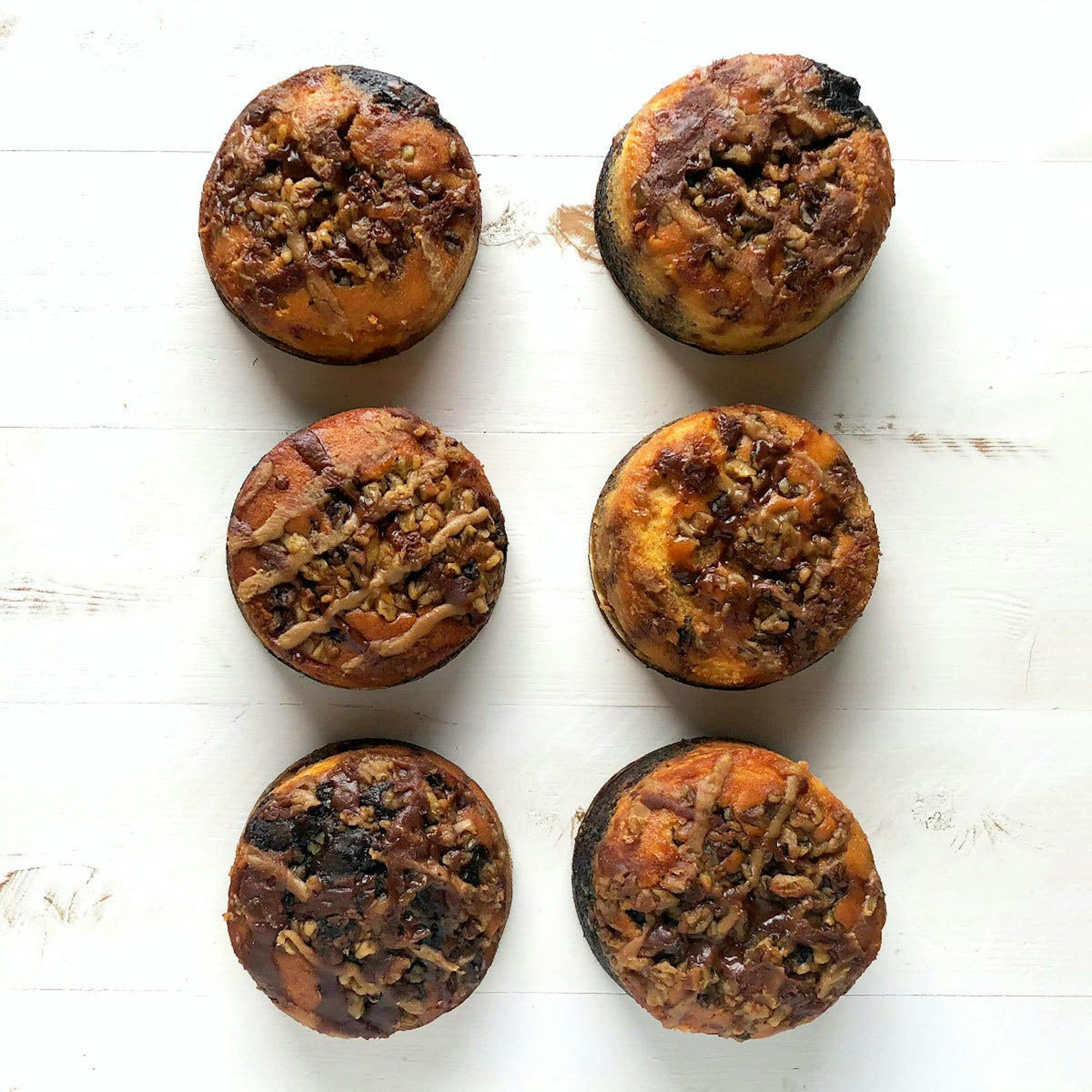 Bourbon Barrel Mini Cake - 4 Pack by Kentucky Woods - Alternate image 2