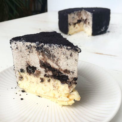 Fancy Oreo Cheesecake by Keki Modern Cakes - Goldbelly