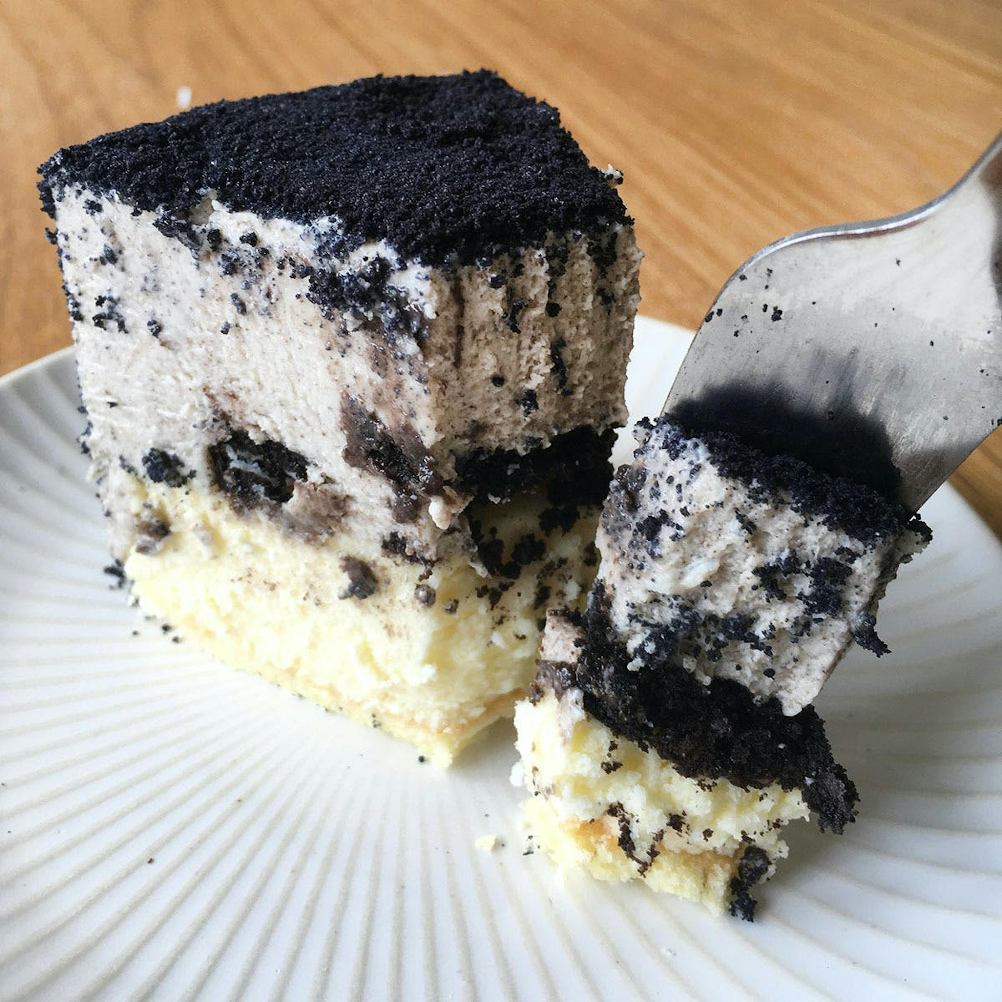 Fancy Oreo Cheesecake by Keki Modern Cakes - Alternate image 3